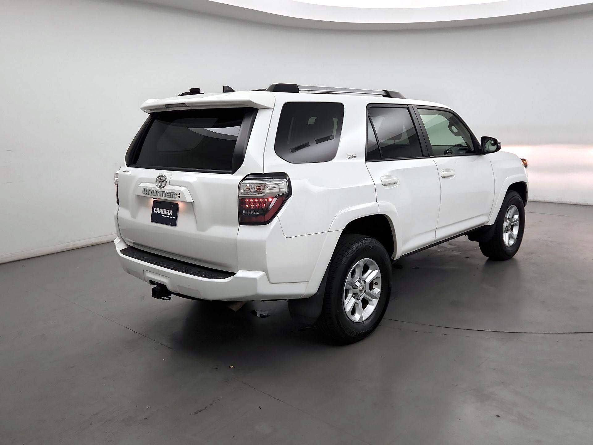 Thumbnail: 2020 Toyota 4Runner - 5