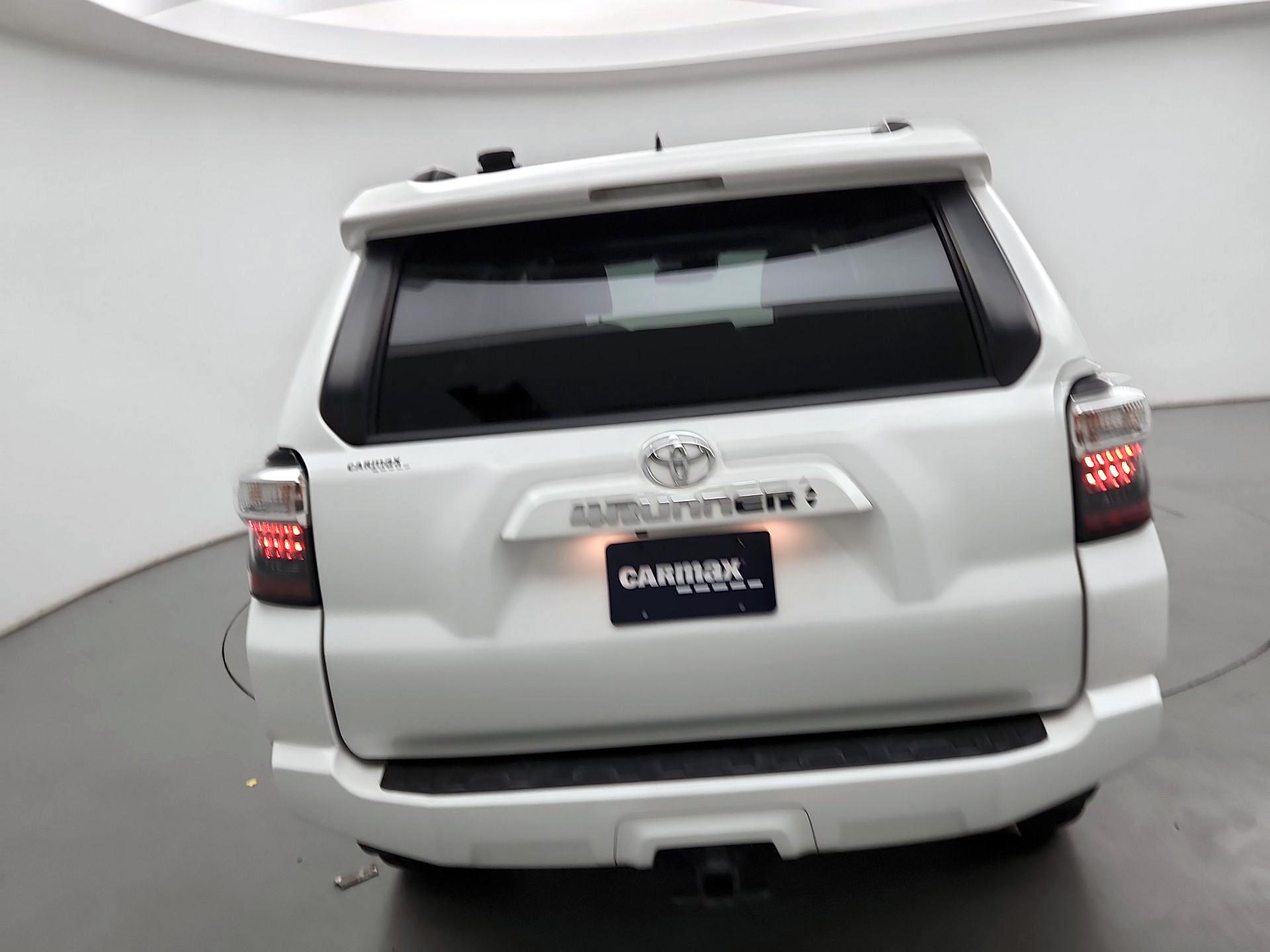 Thumbnail: 2020 Toyota 4Runner - 6