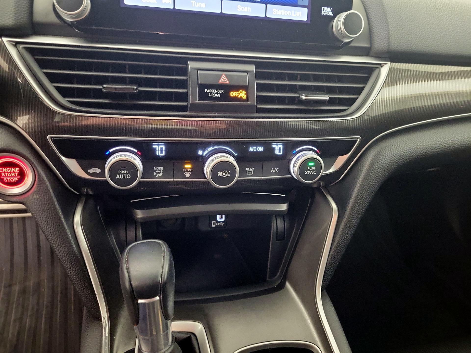 Thumbnail: 2018 Honda Accord - 14