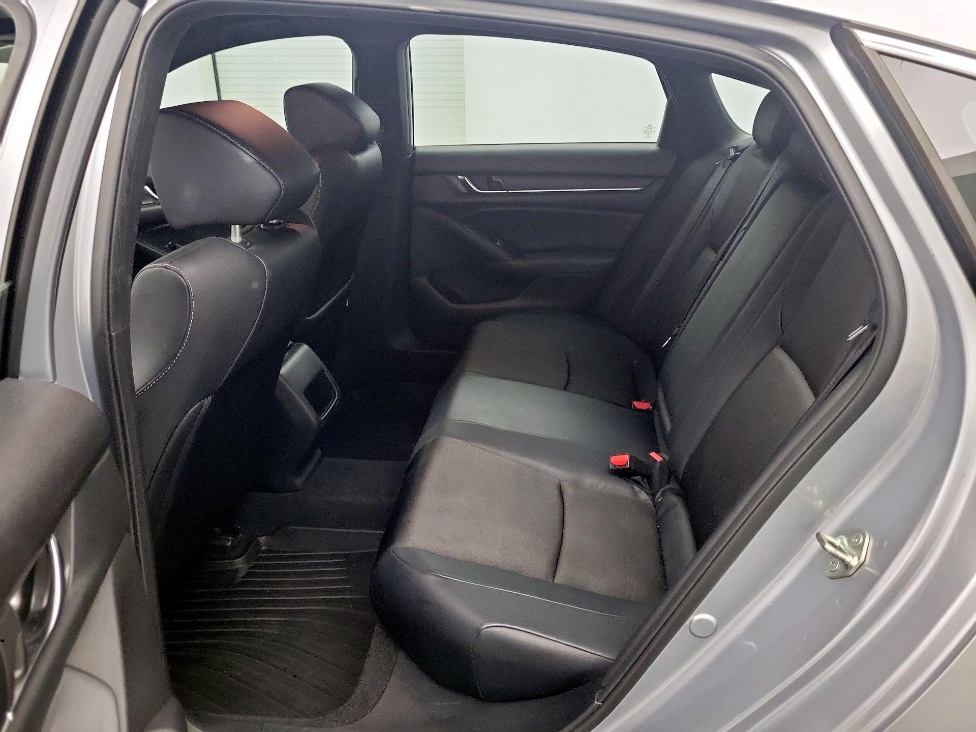 Thumbnail: 2018 Honda Accord - 17