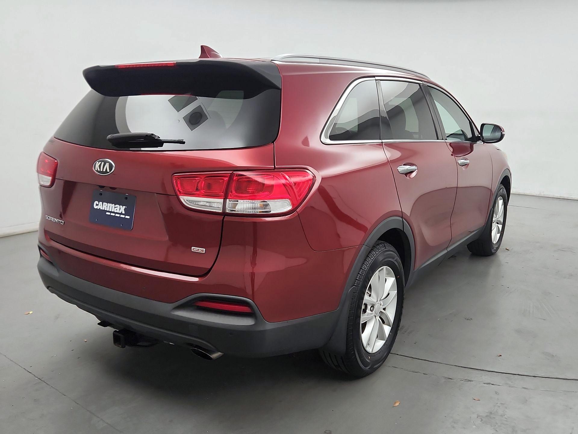 Thumbnail: 2017 Kia Sorento - 5