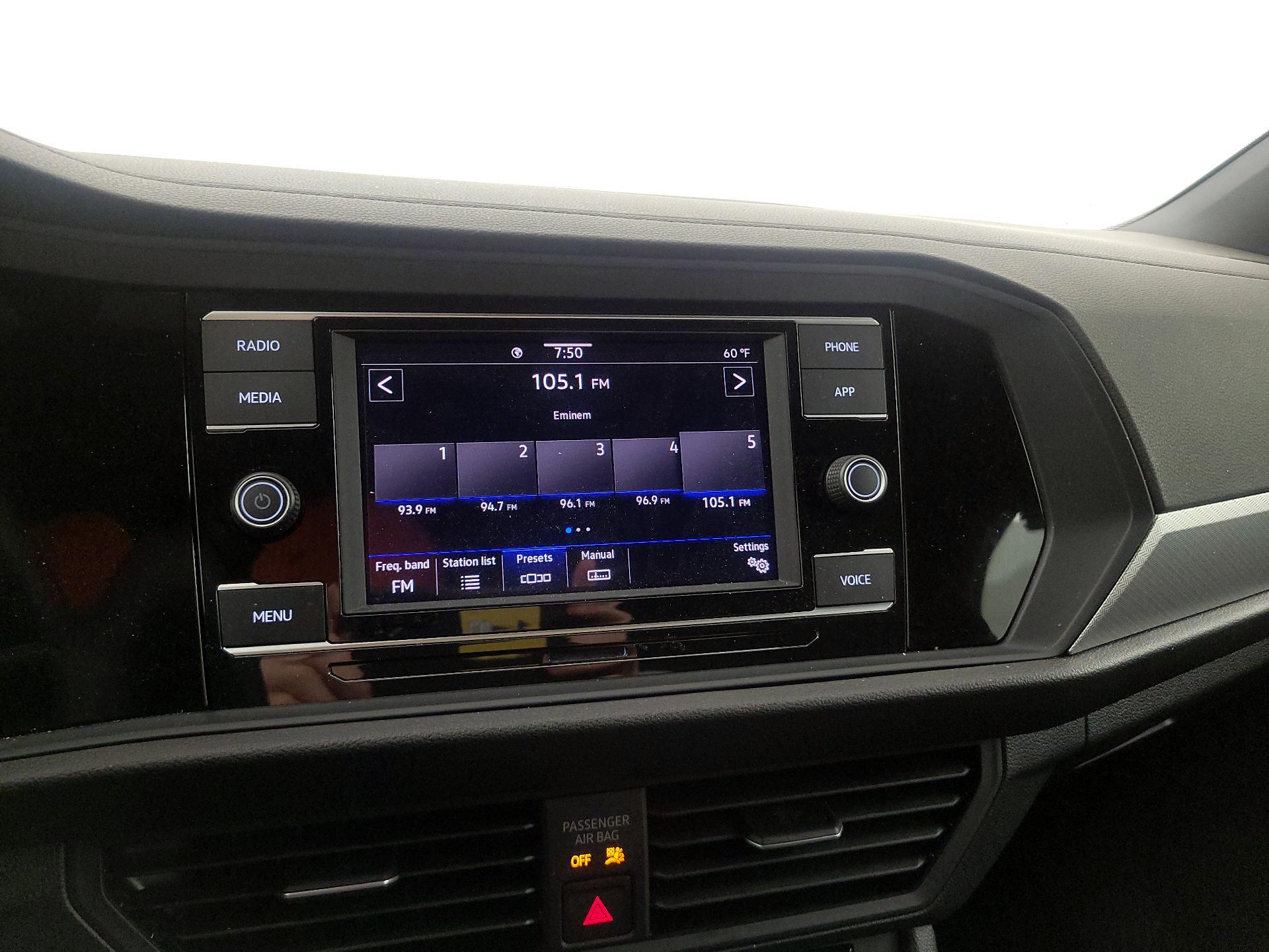 Thumbnail: 2024 Volkswagen Jetta - 15