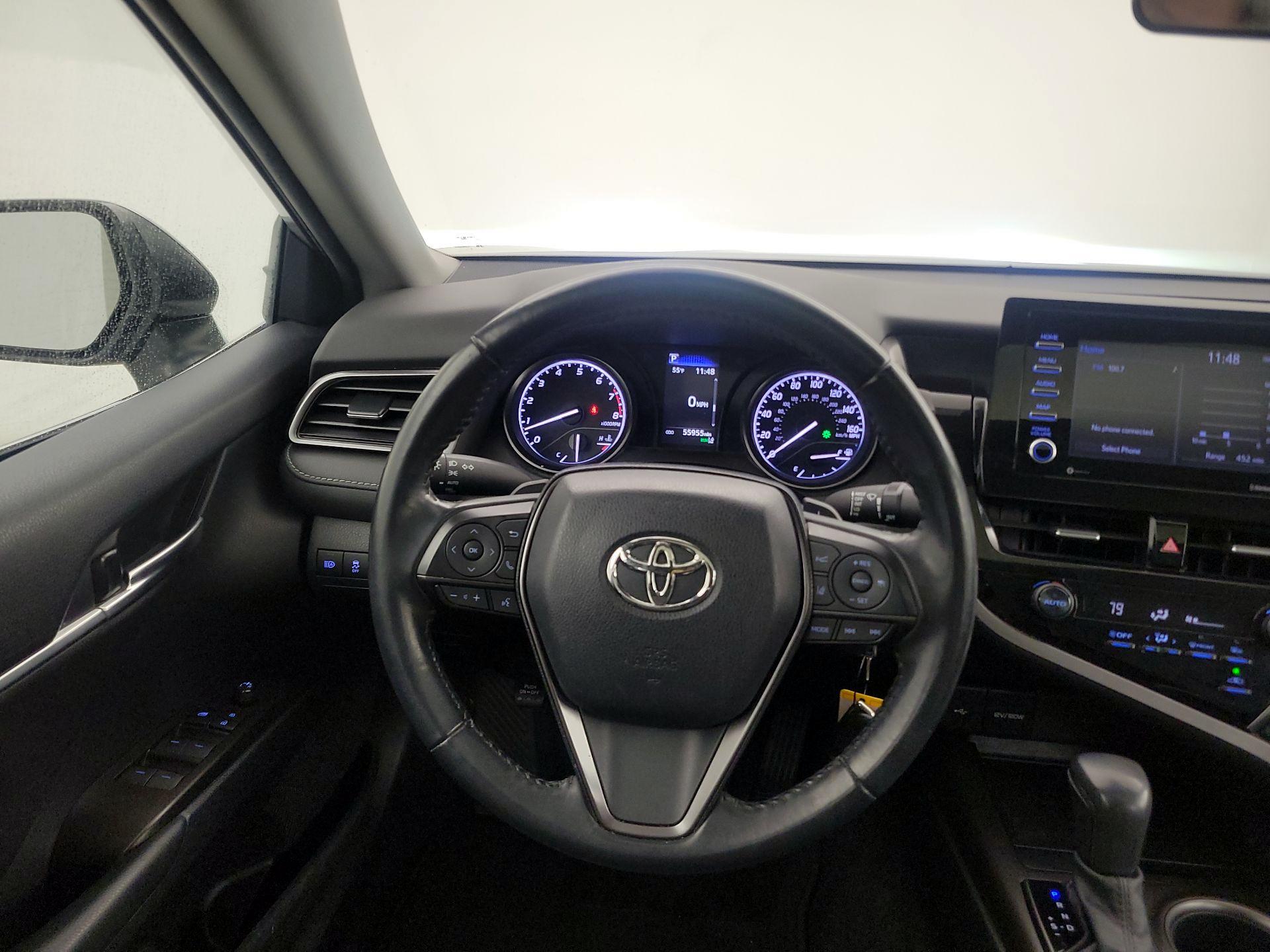 Thumbnail: 2021 Toyota Camry - 10