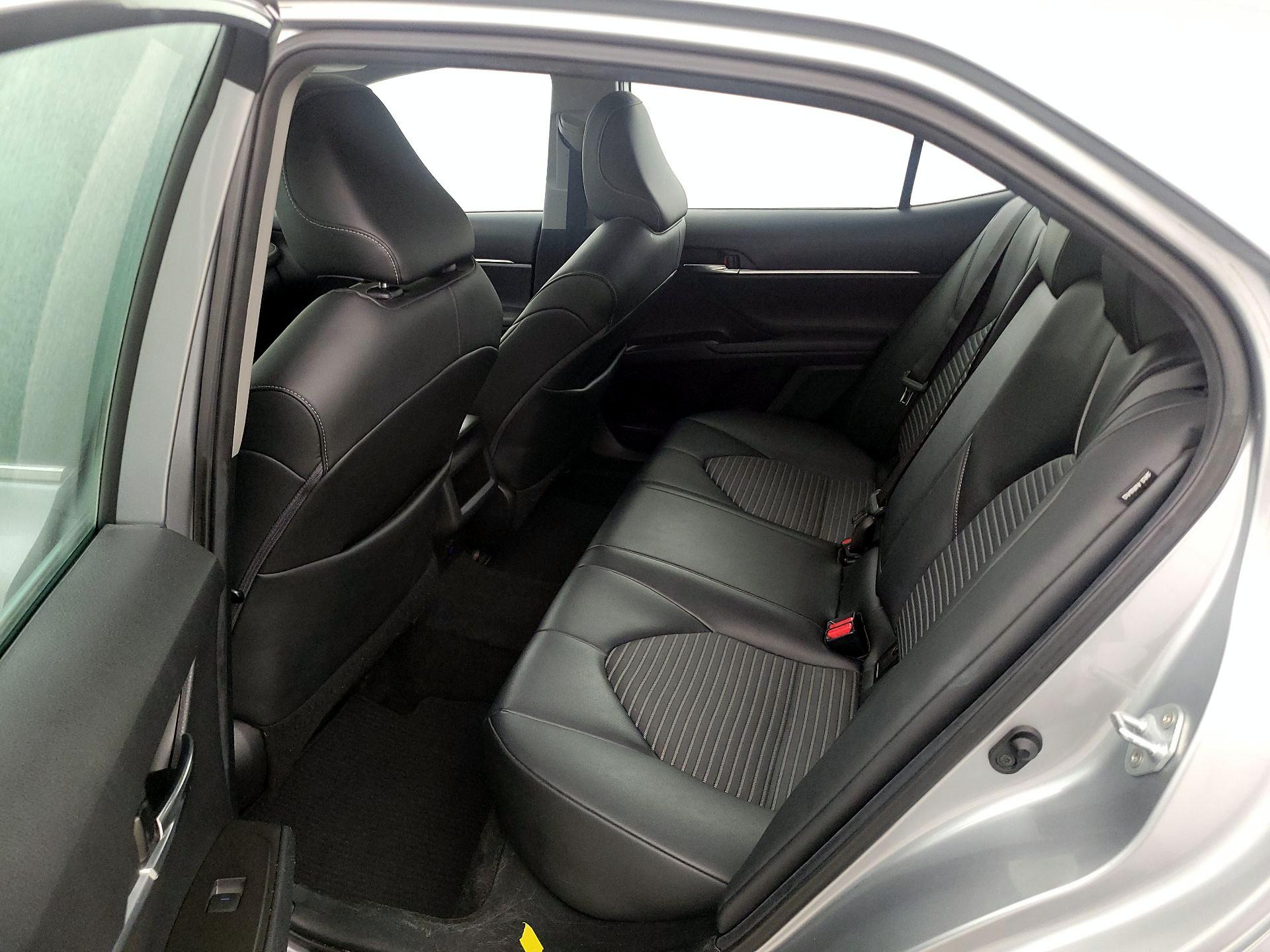 Thumbnail: 2021 Toyota Camry - 20