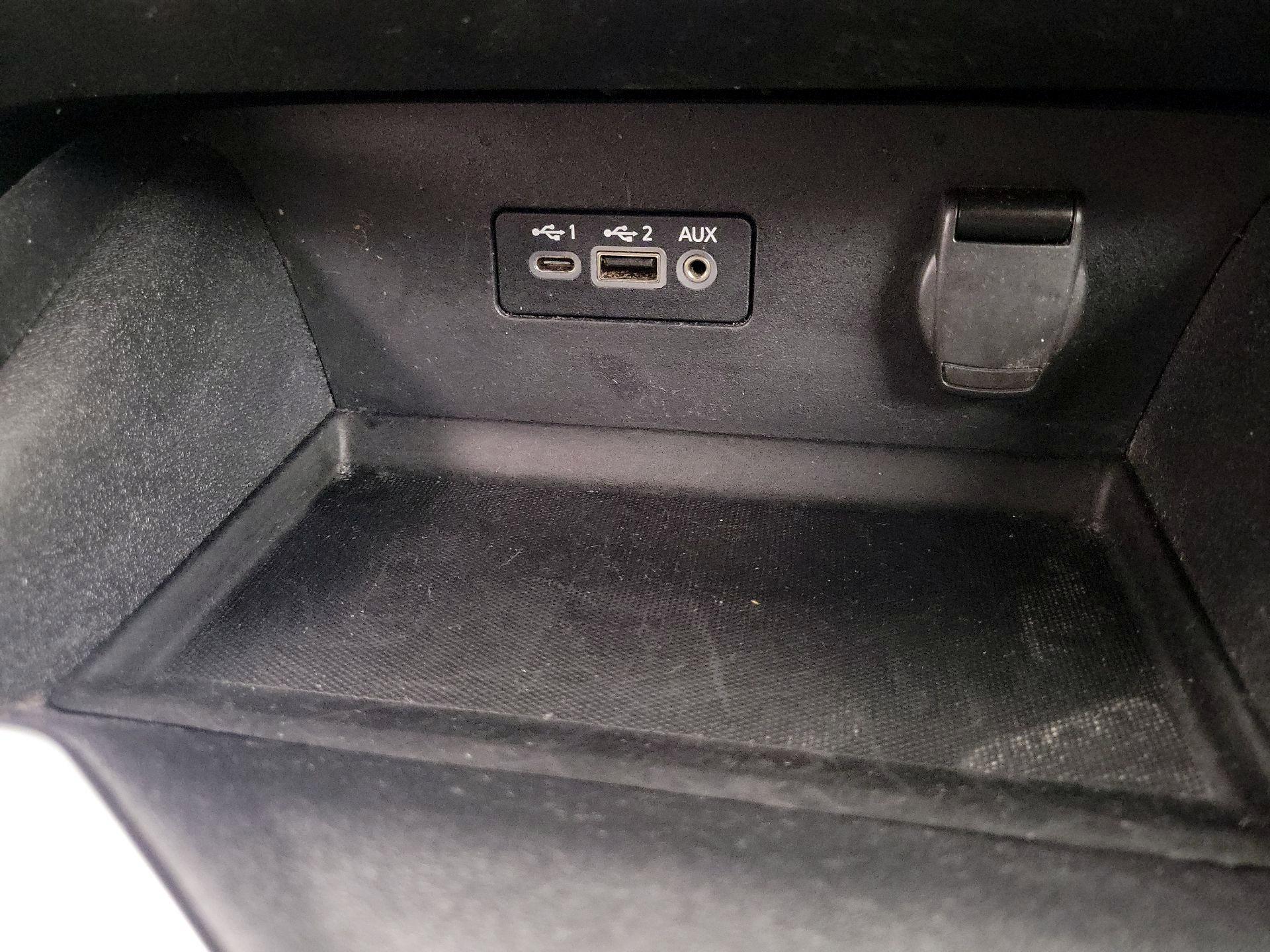 Thumbnail: 2020 Nissan Altima - 16