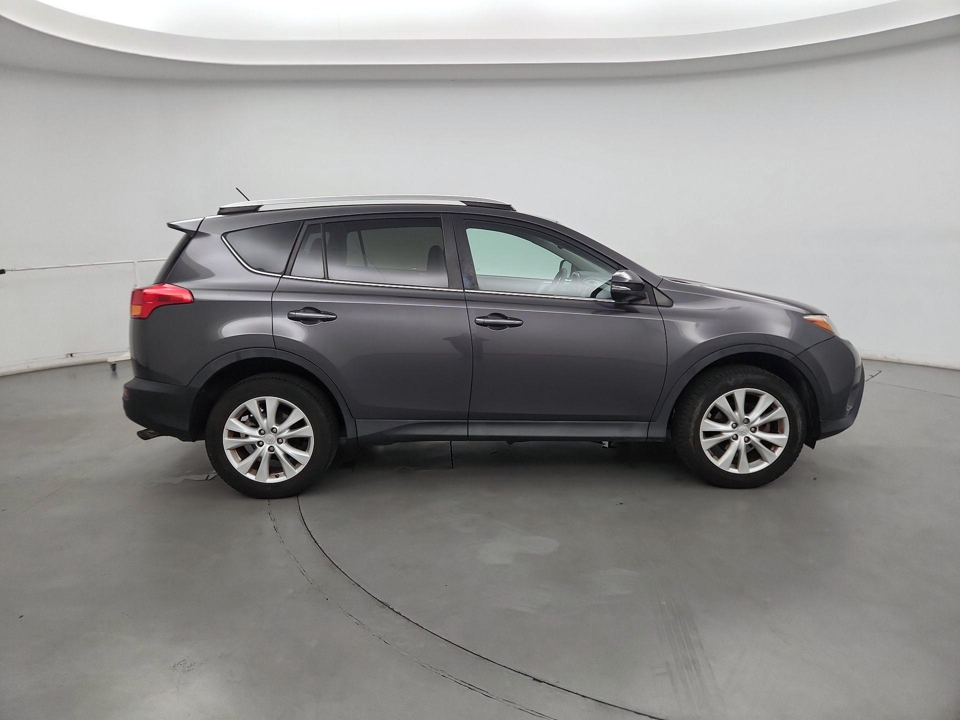 Thumbnail: 2015 Toyota RAV4 - 4