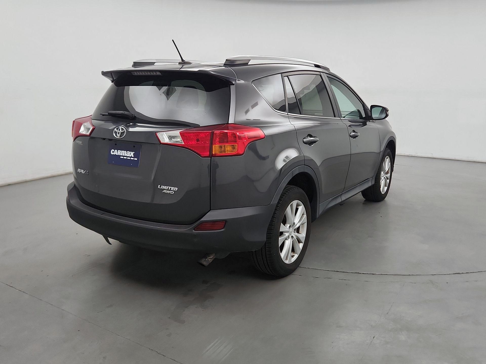 Thumbnail: 2015 Toyota RAV4 - 5