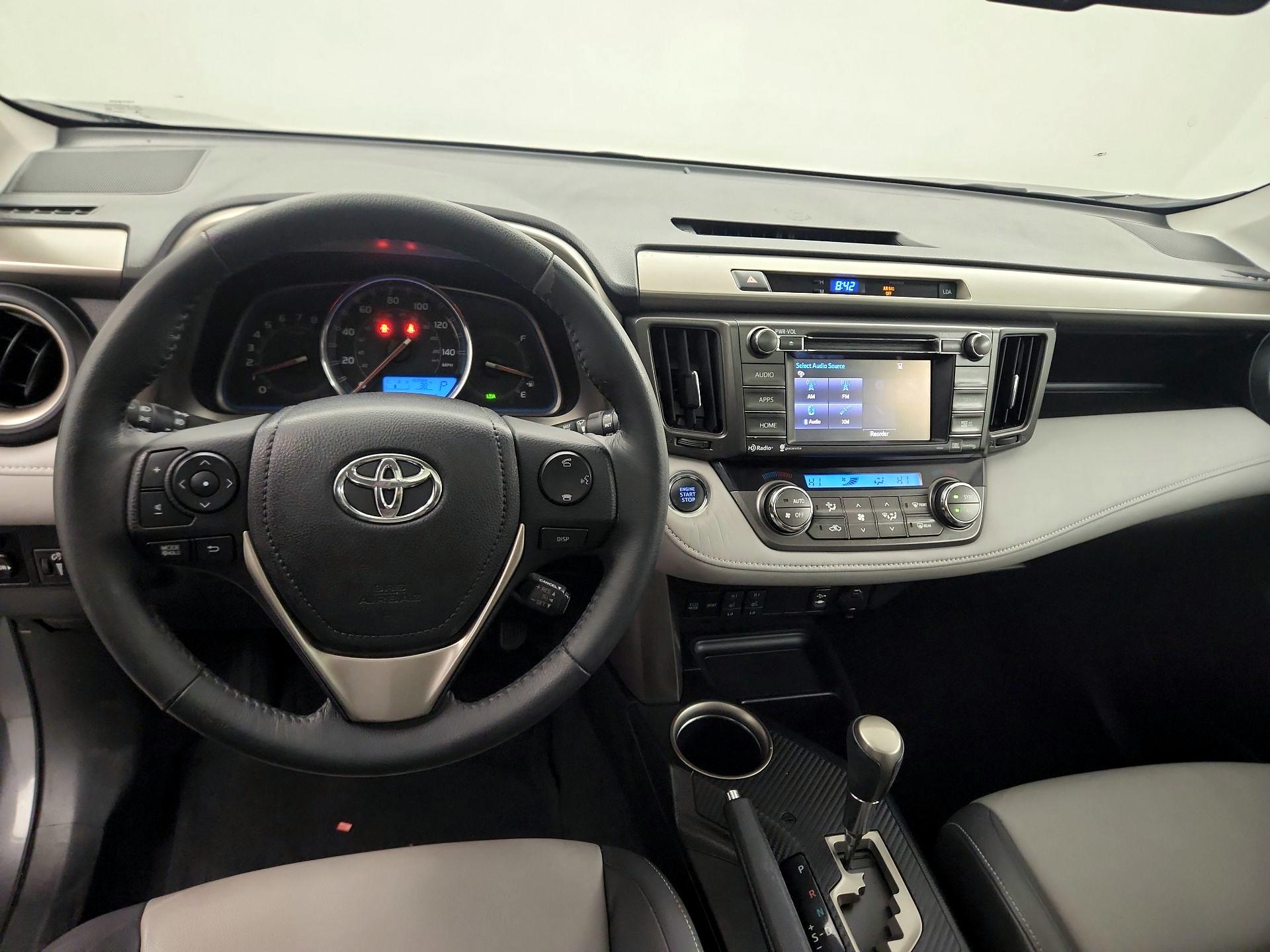 Thumbnail: 2015 Toyota RAV4 - 8