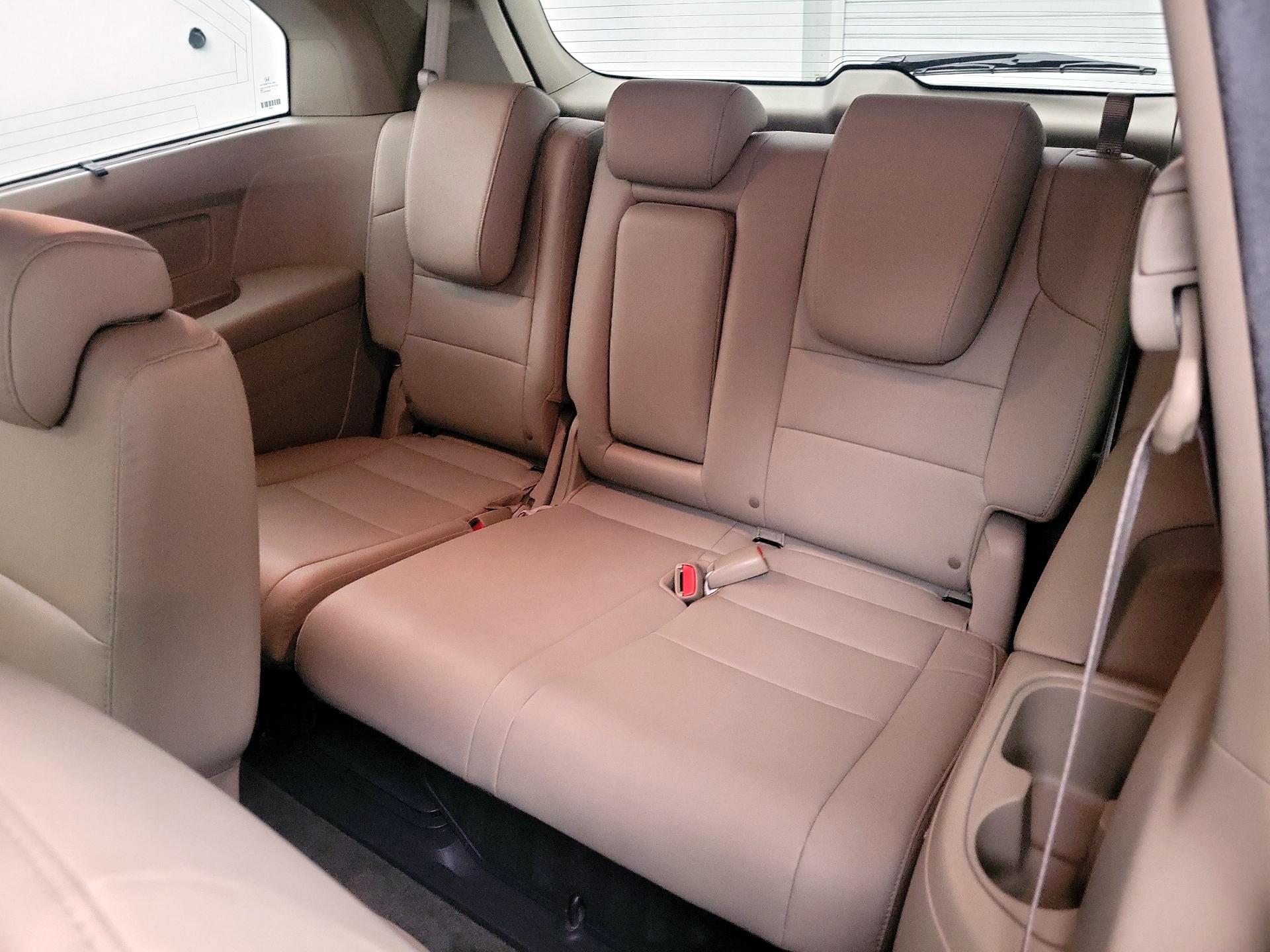 Thumbnail: 2015 Honda Odyssey - 20