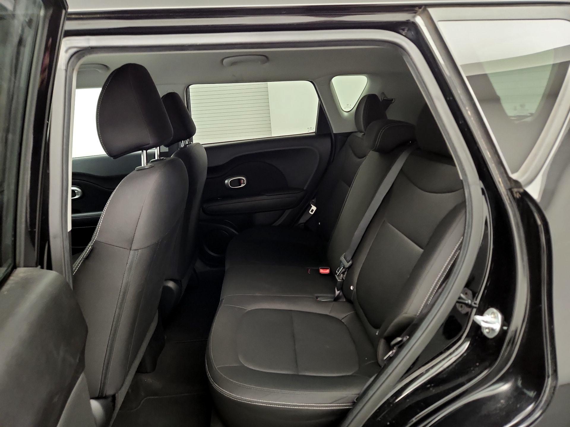 Thumbnail: 2017 Kia Soul - 16