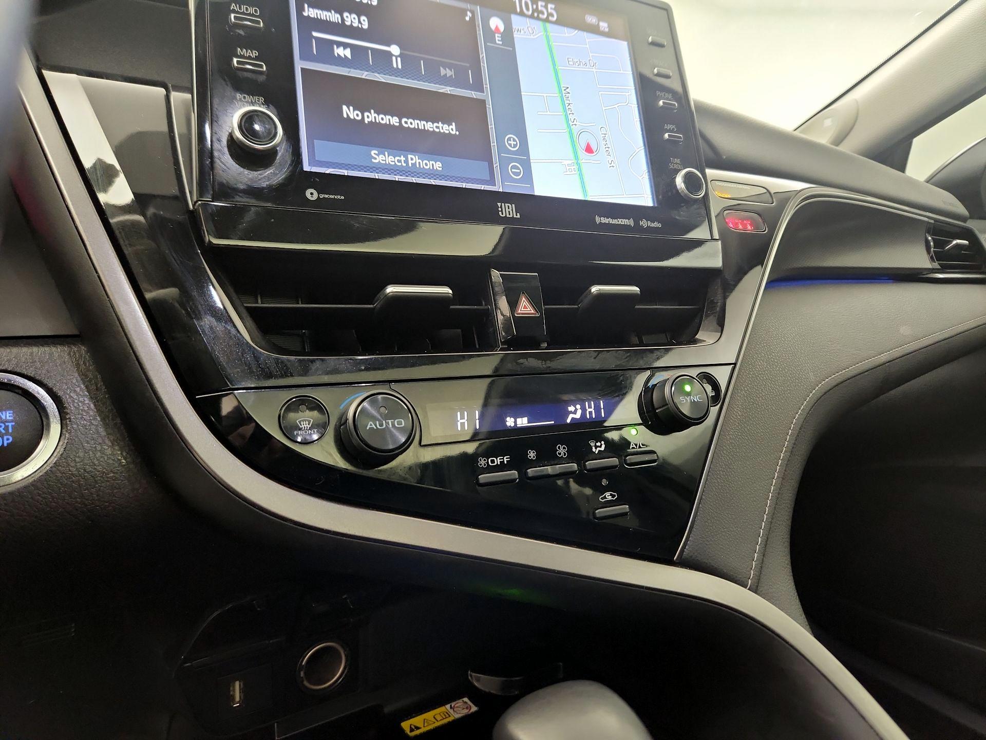 Thumbnail: 2022 Toyota Camry - 15