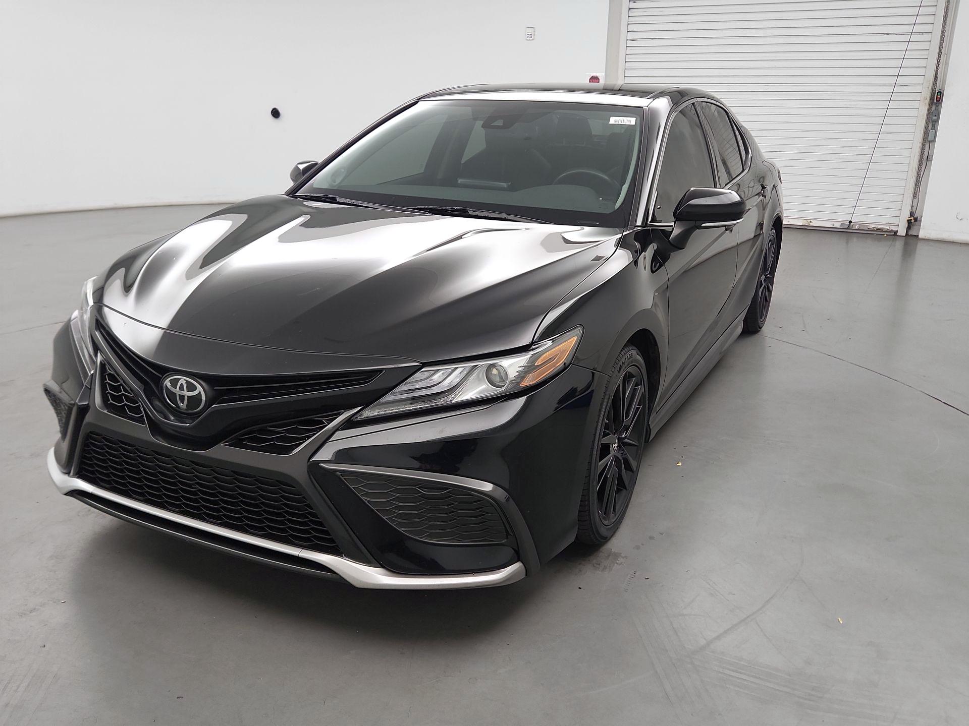 Thumbnail: 2022 Toyota Camry - 3