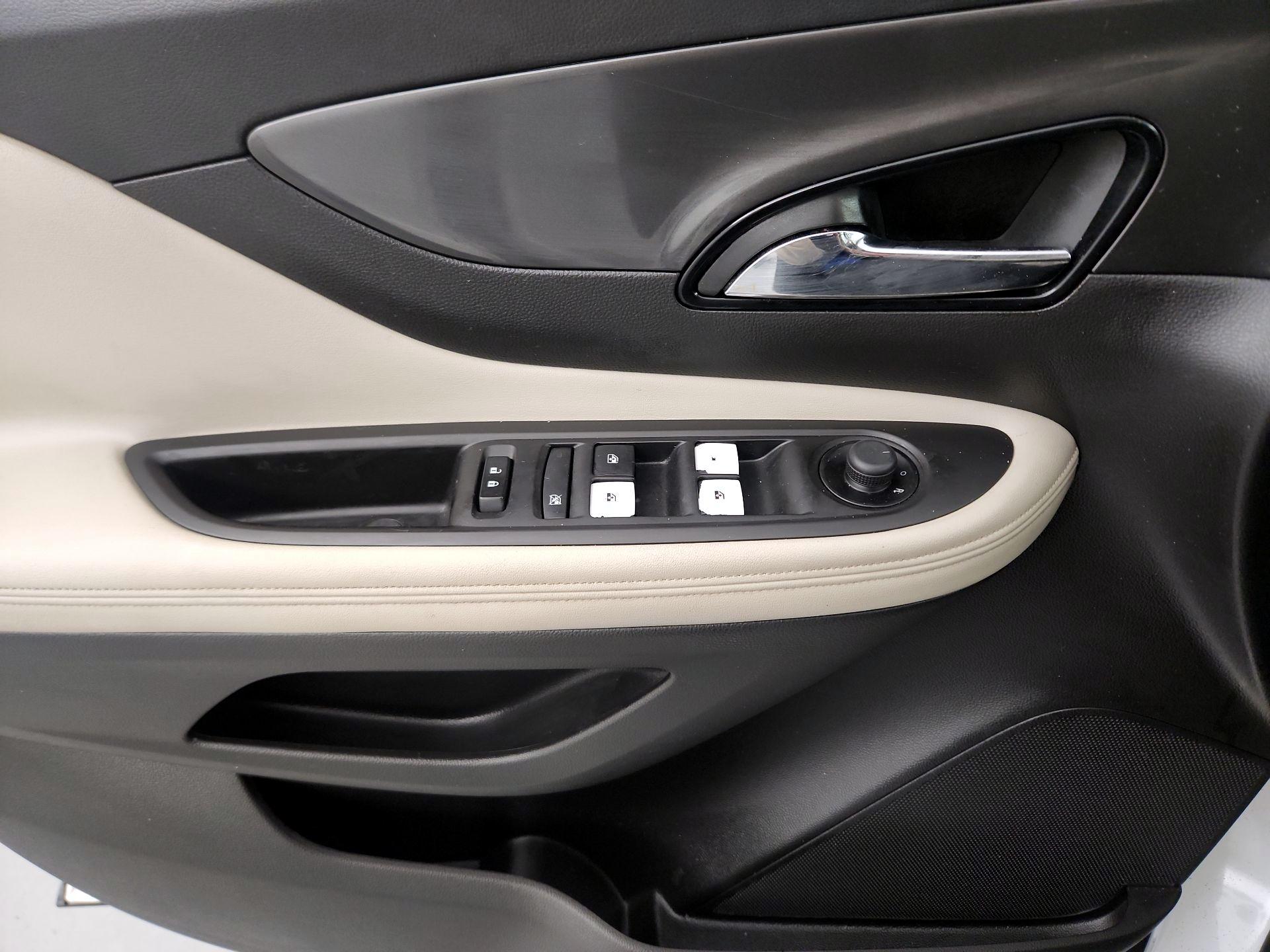 Thumbnail: 2017 Buick Encore - 10