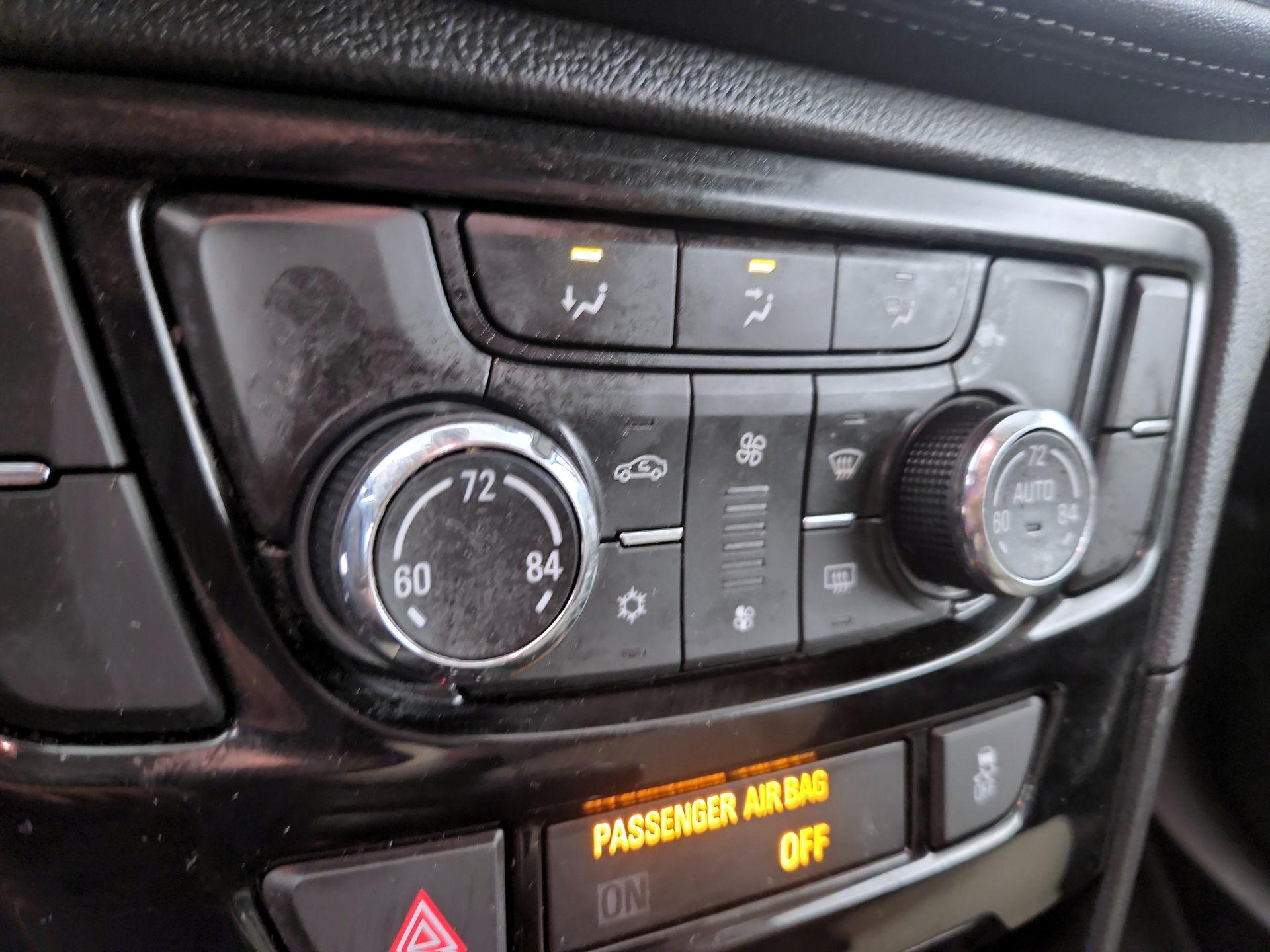 Thumbnail: 2017 Buick Encore - 15