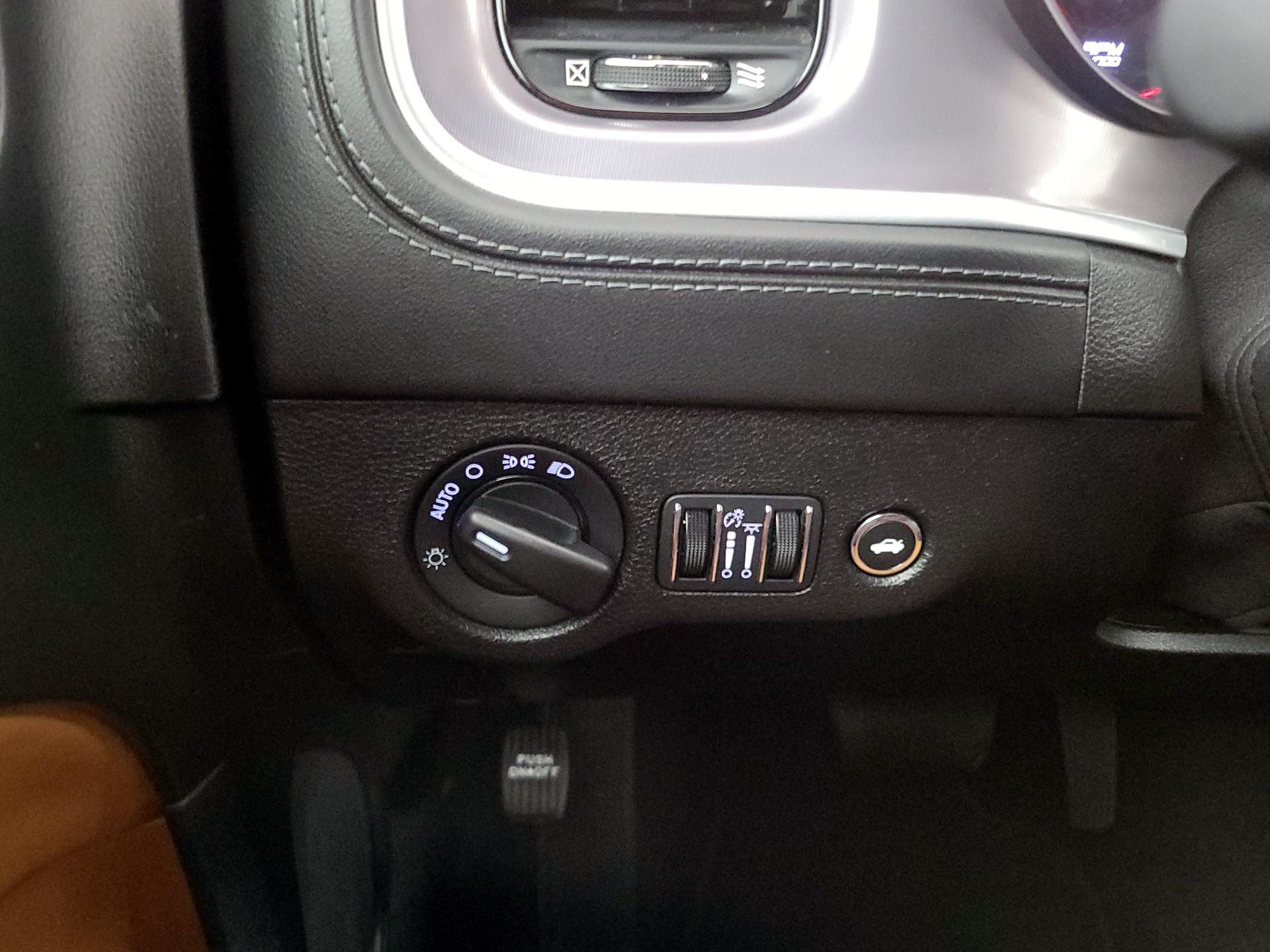 Thumbnail: 2022 Dodge Charger - 13