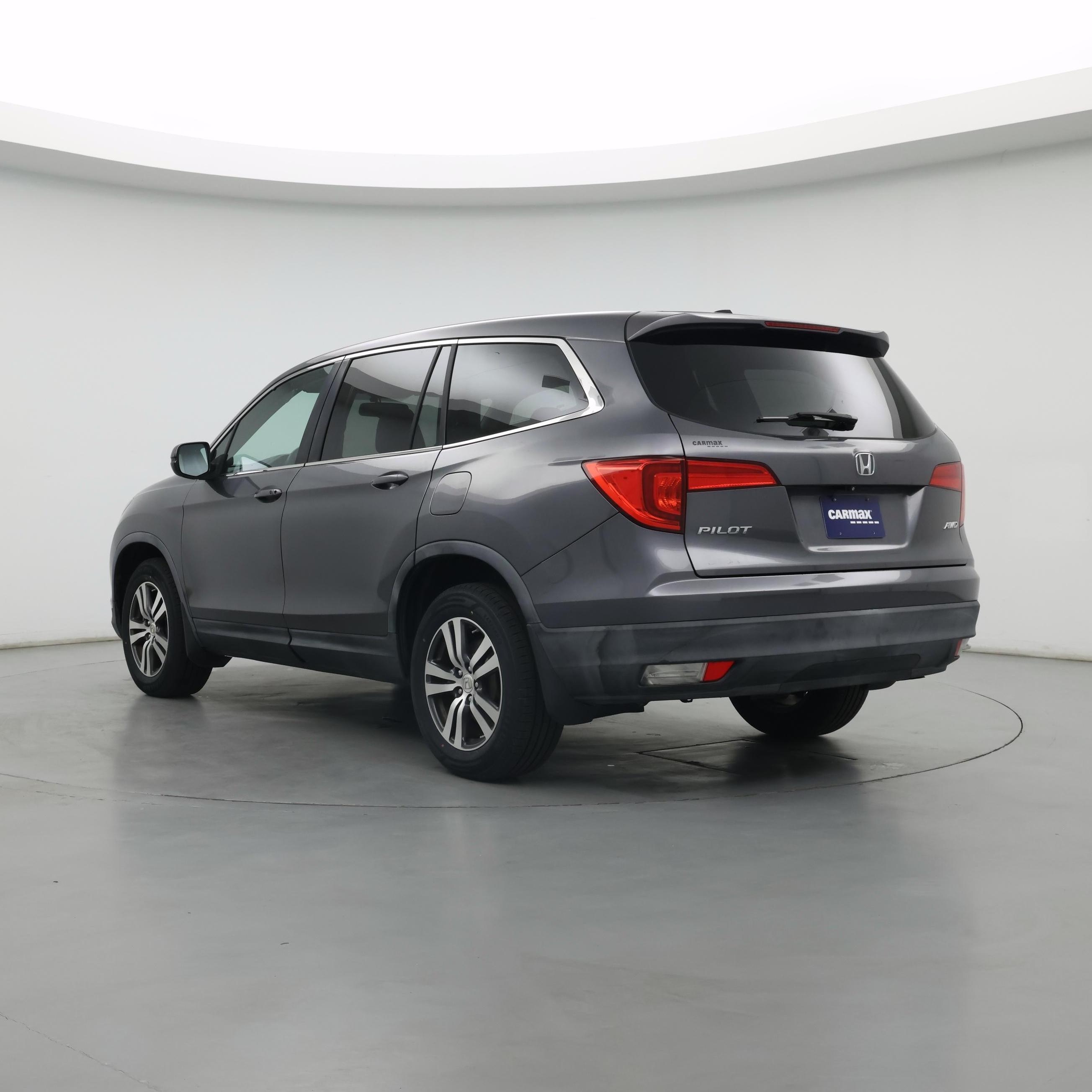 Thumbnail: 2016 Honda Pilot - 2