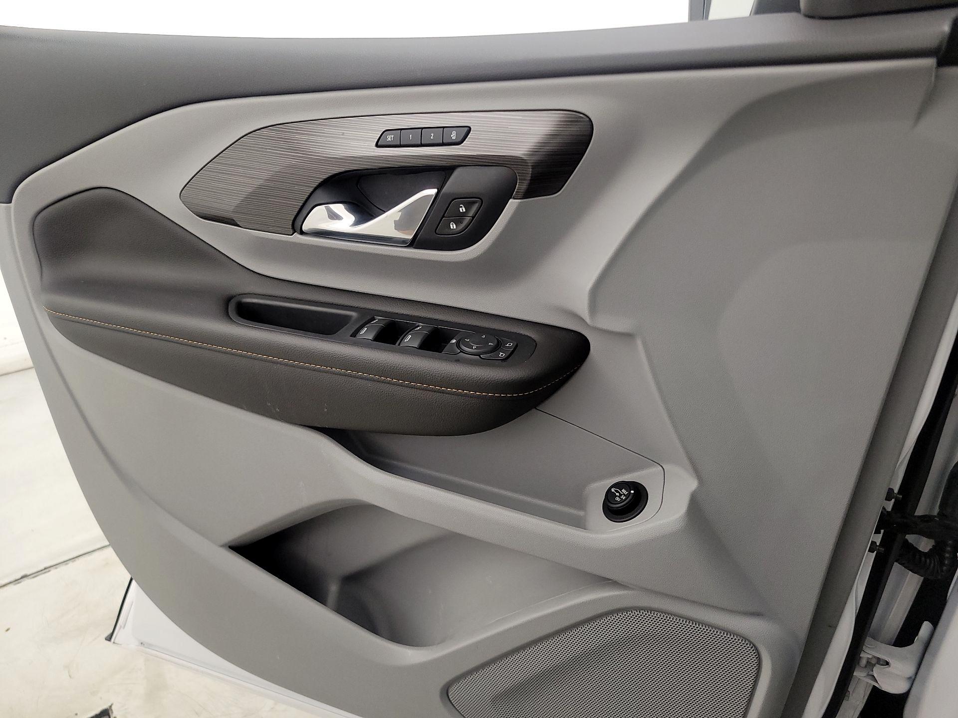 Thumbnail: 2020 GMC Terrain - 12