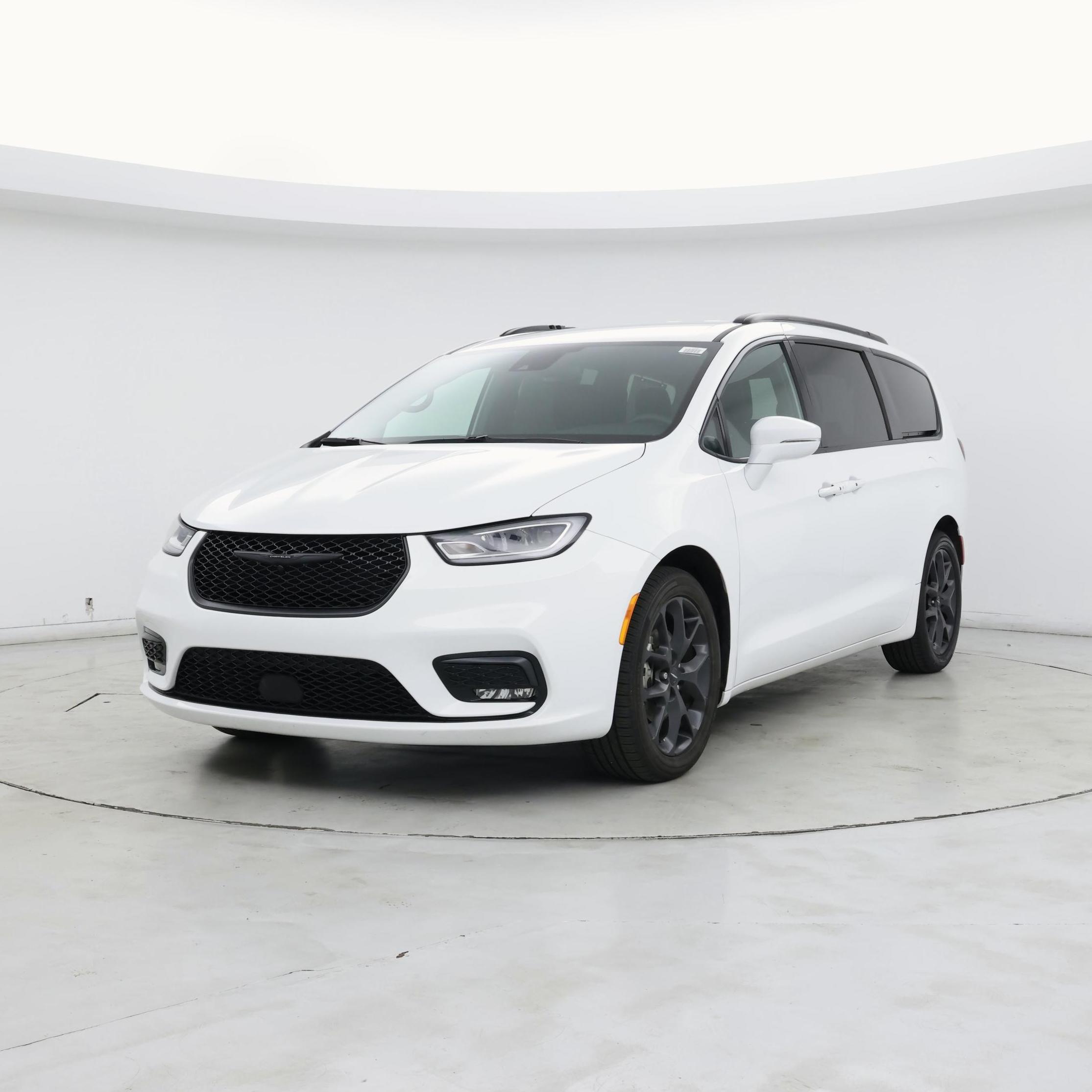 Thumbnail: 2022 Chrysler Pacifica - 4