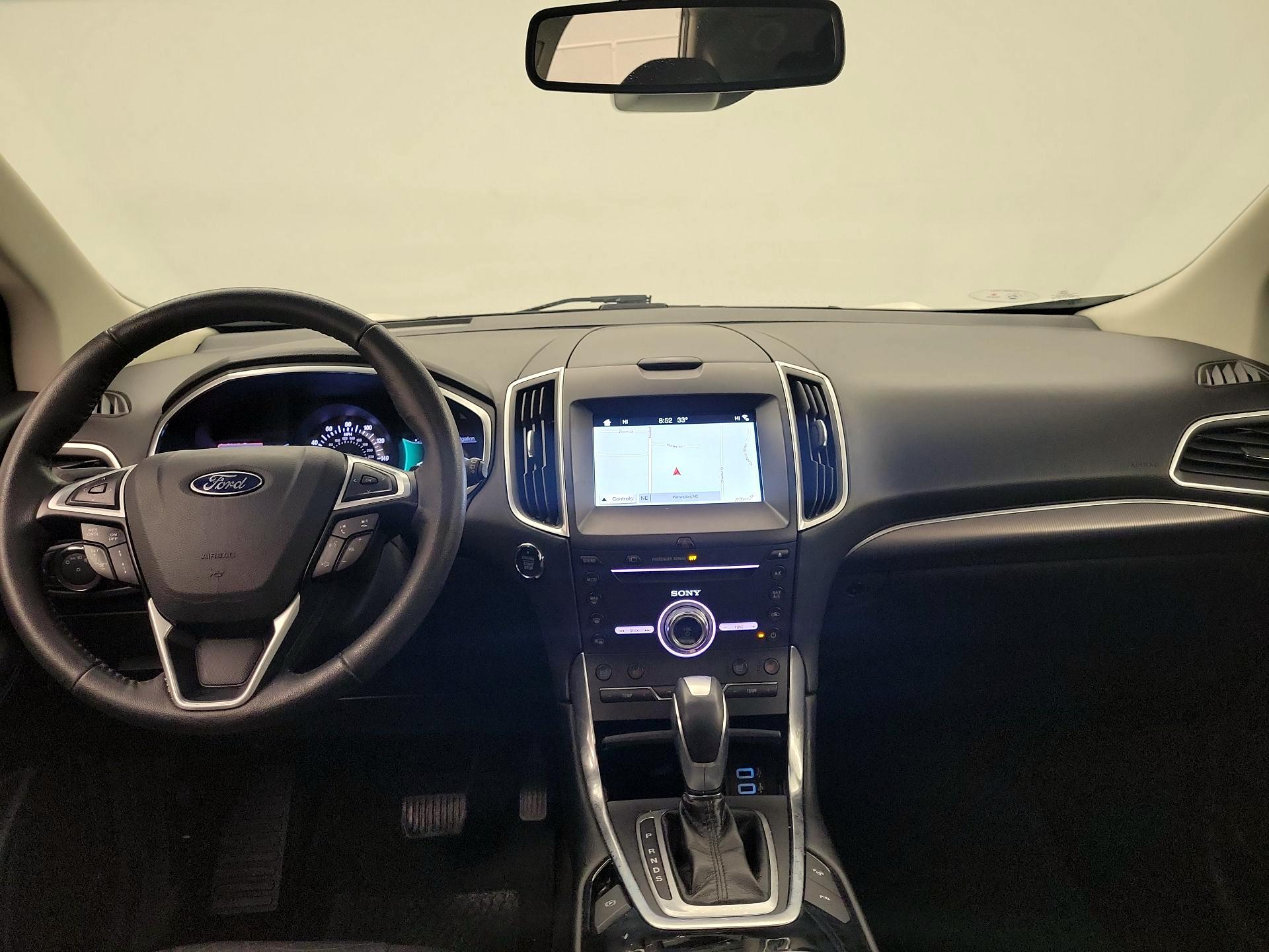 Thumbnail: 2017 Ford Edge - 8