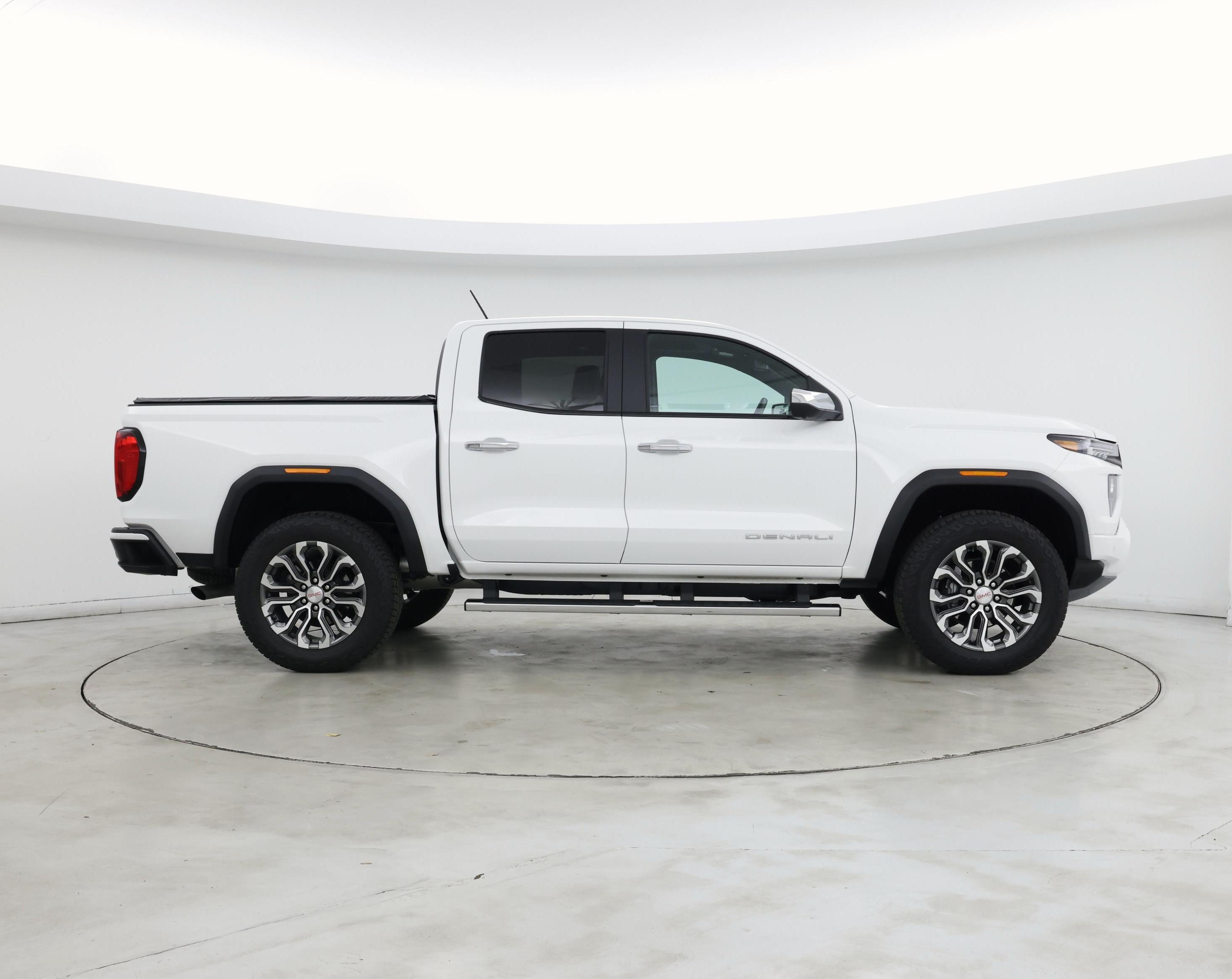 Thumbnail: 2024 GMC Canyon - 7