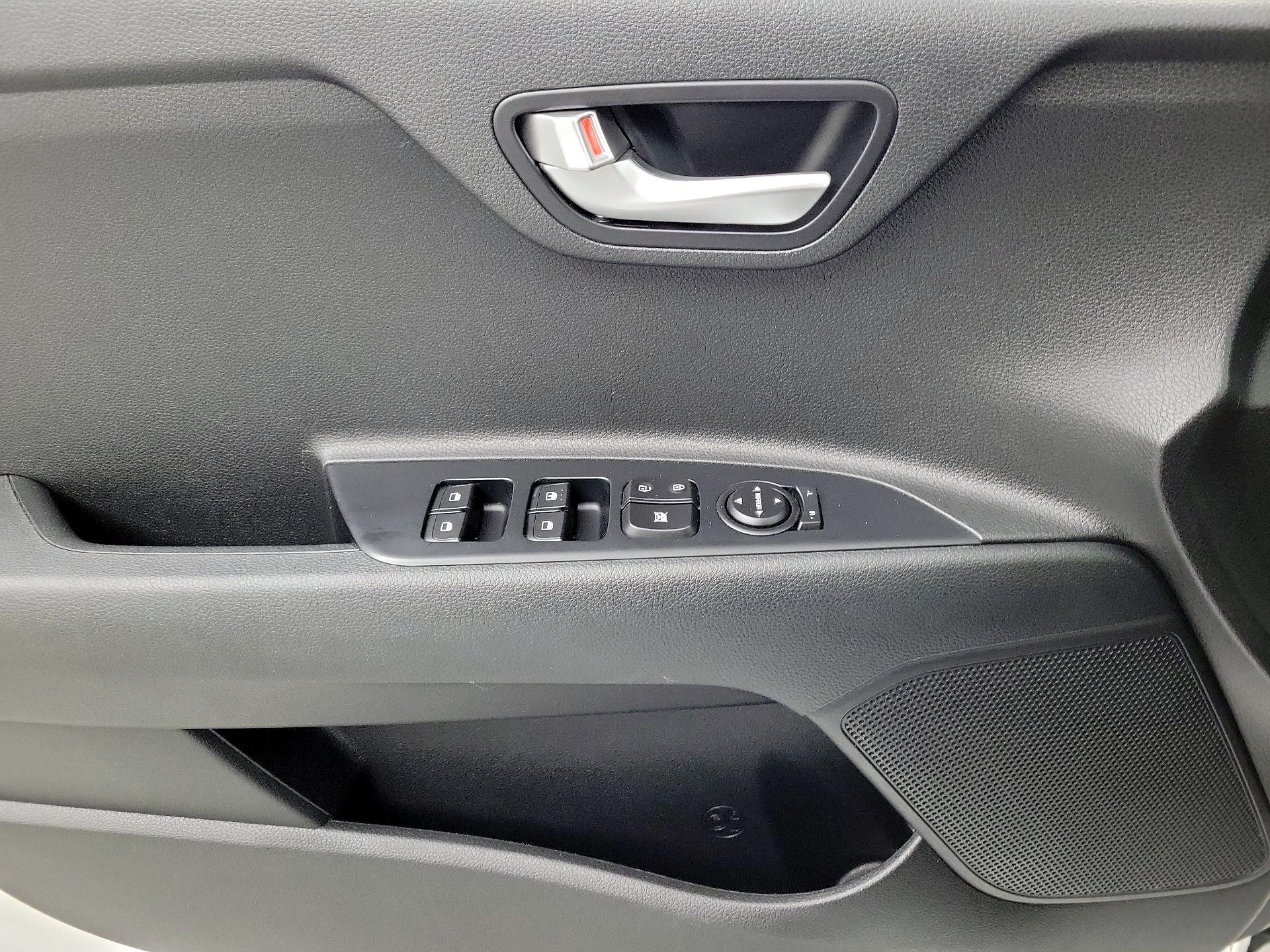 Thumbnail: 2019 Kia Rio5 - 10