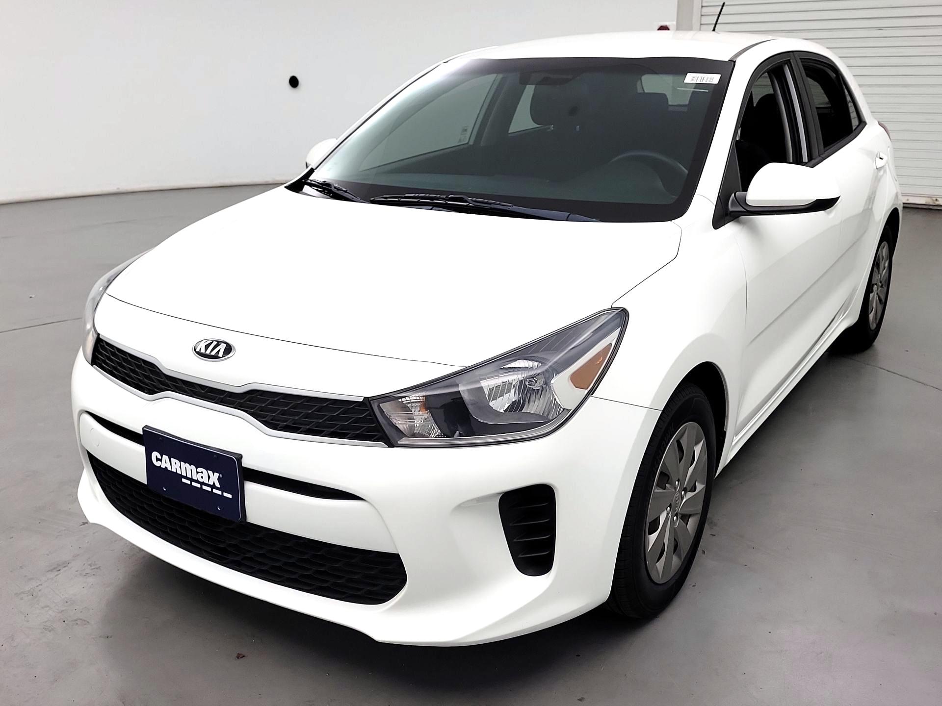 Thumbnail: 2019 Kia Rio5 - 3