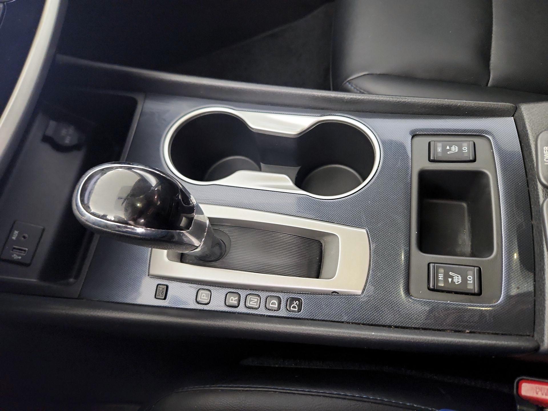 Thumbnail: 2018 Nissan Altima - 16