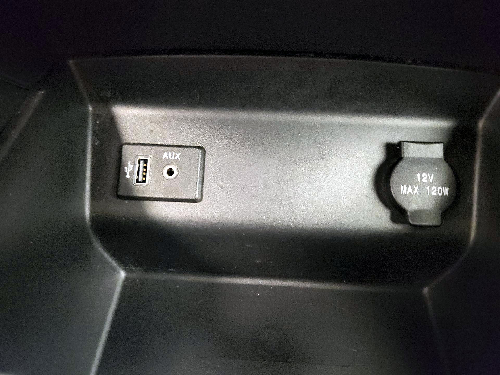 Thumbnail: 2018 Nissan Altima - 17