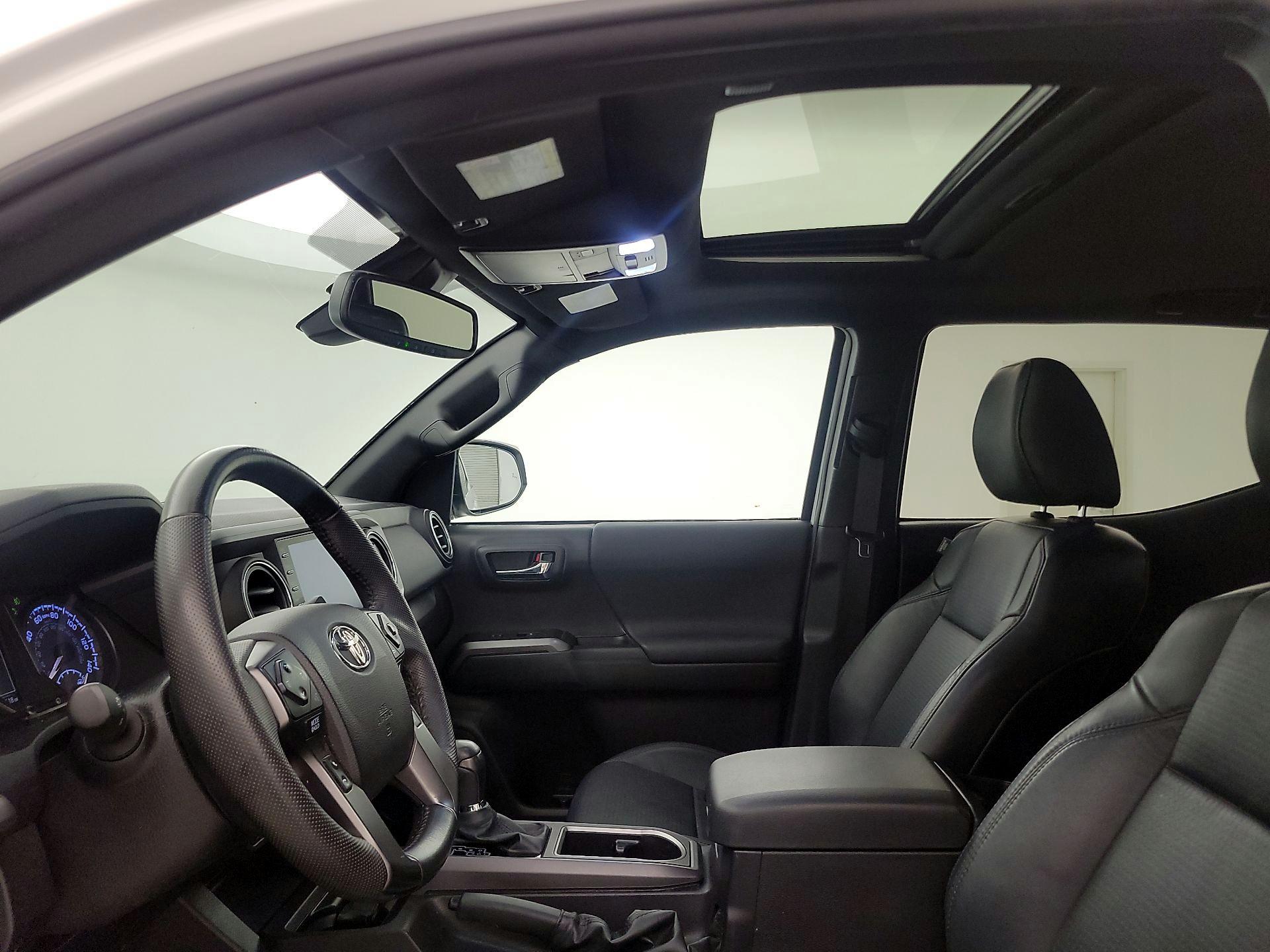 Thumbnail: 2022 Toyota Tacoma - 20