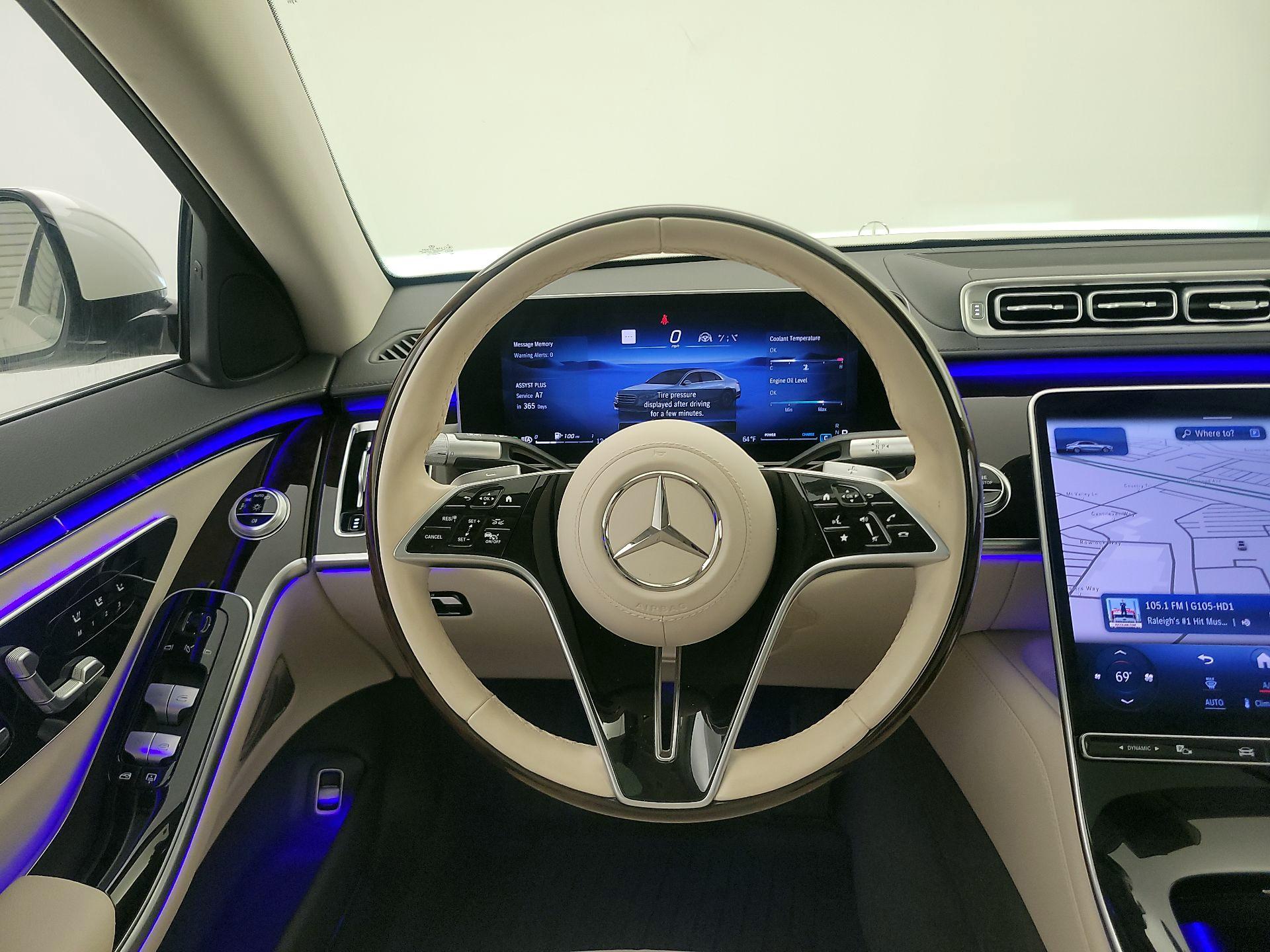 Thumbnail: 2023 Mercedes-Benz S-Class - 10