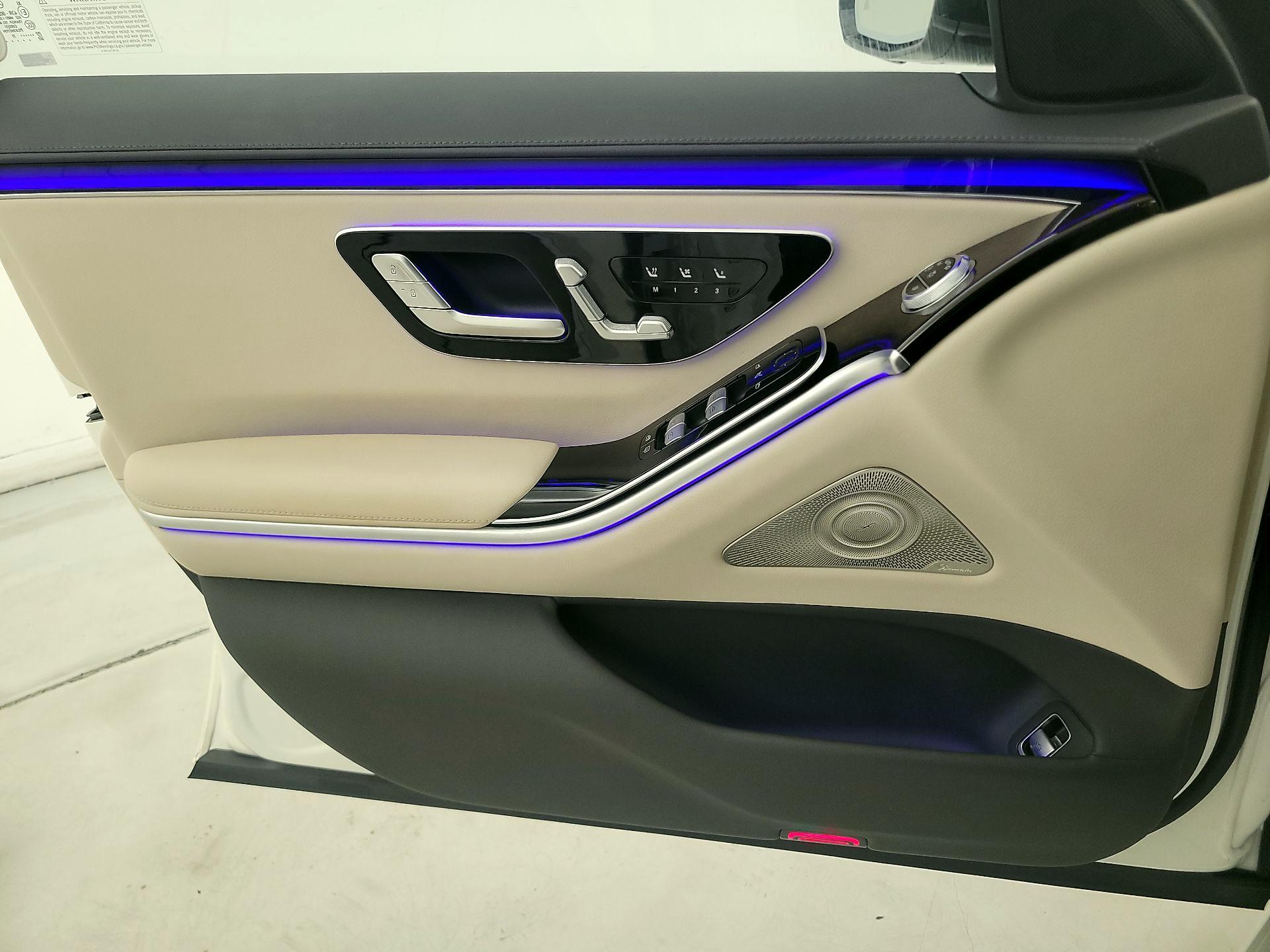 Thumbnail: 2023 Mercedes-Benz S-Class - 12