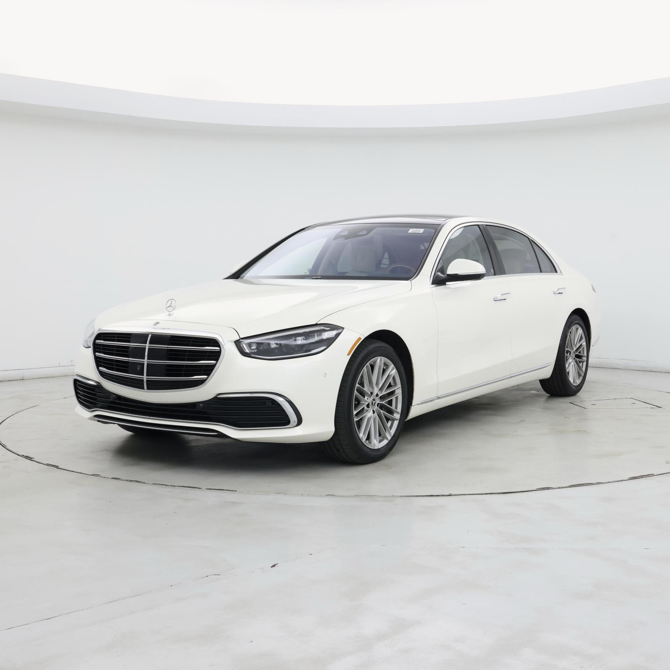 Thumbnail: 2023 Mercedes-Benz S-Class - 4