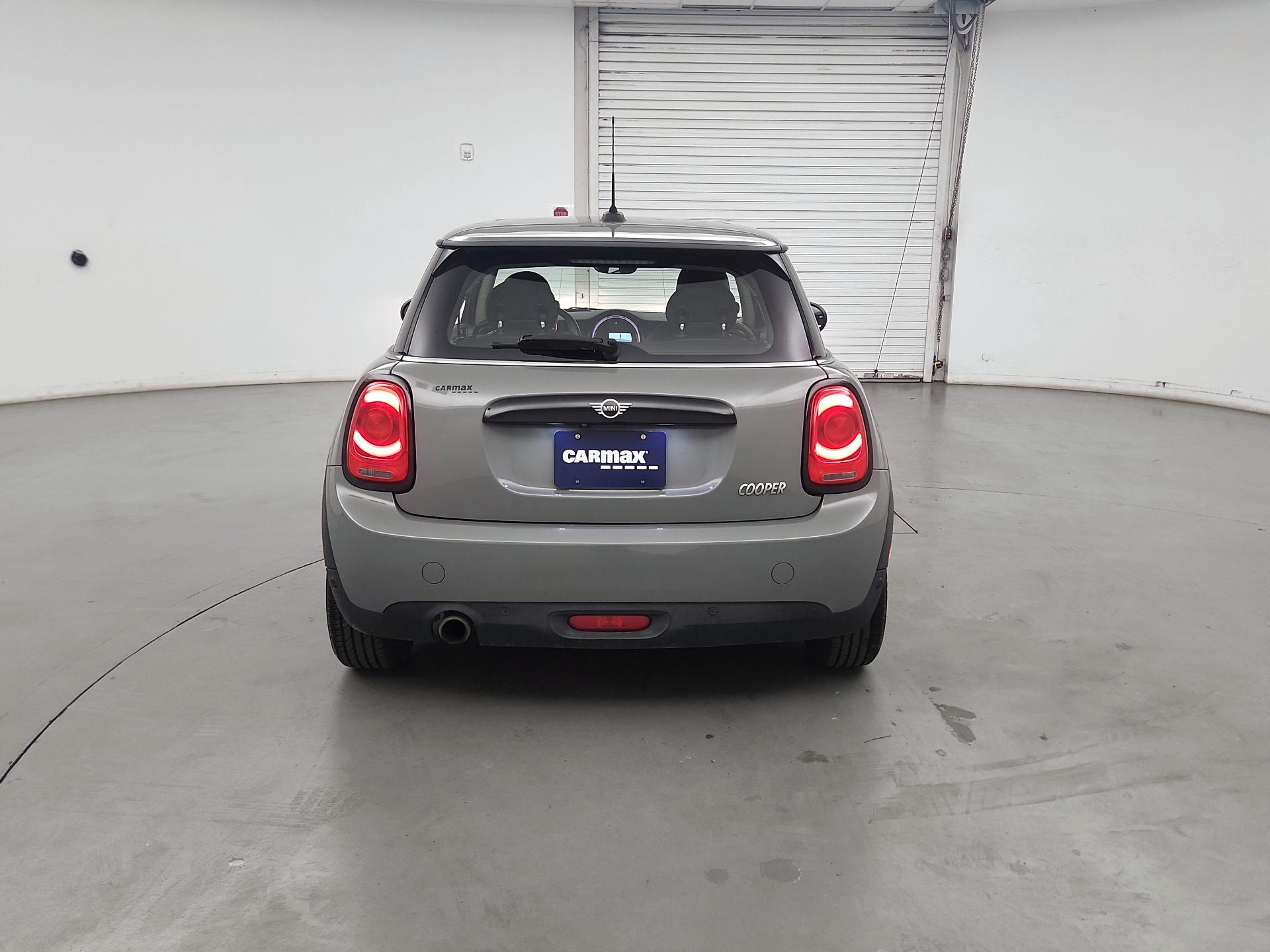 Thumbnail: 2019 MINI Cooper Hardtop - 6