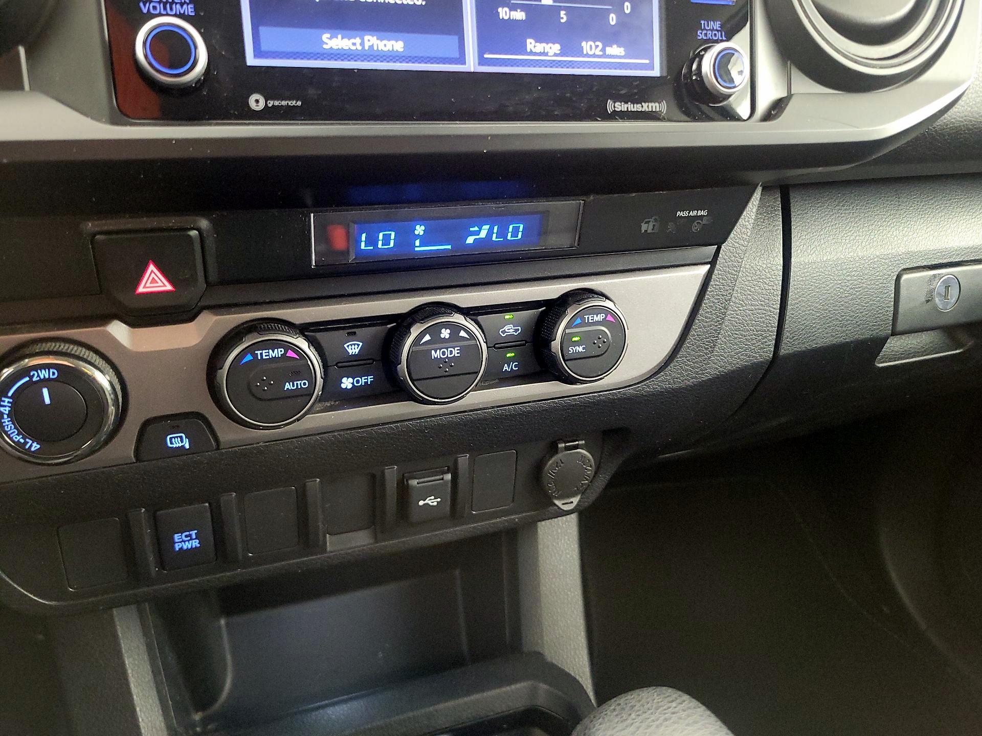 Thumbnail: 2022 Toyota Tacoma - 16