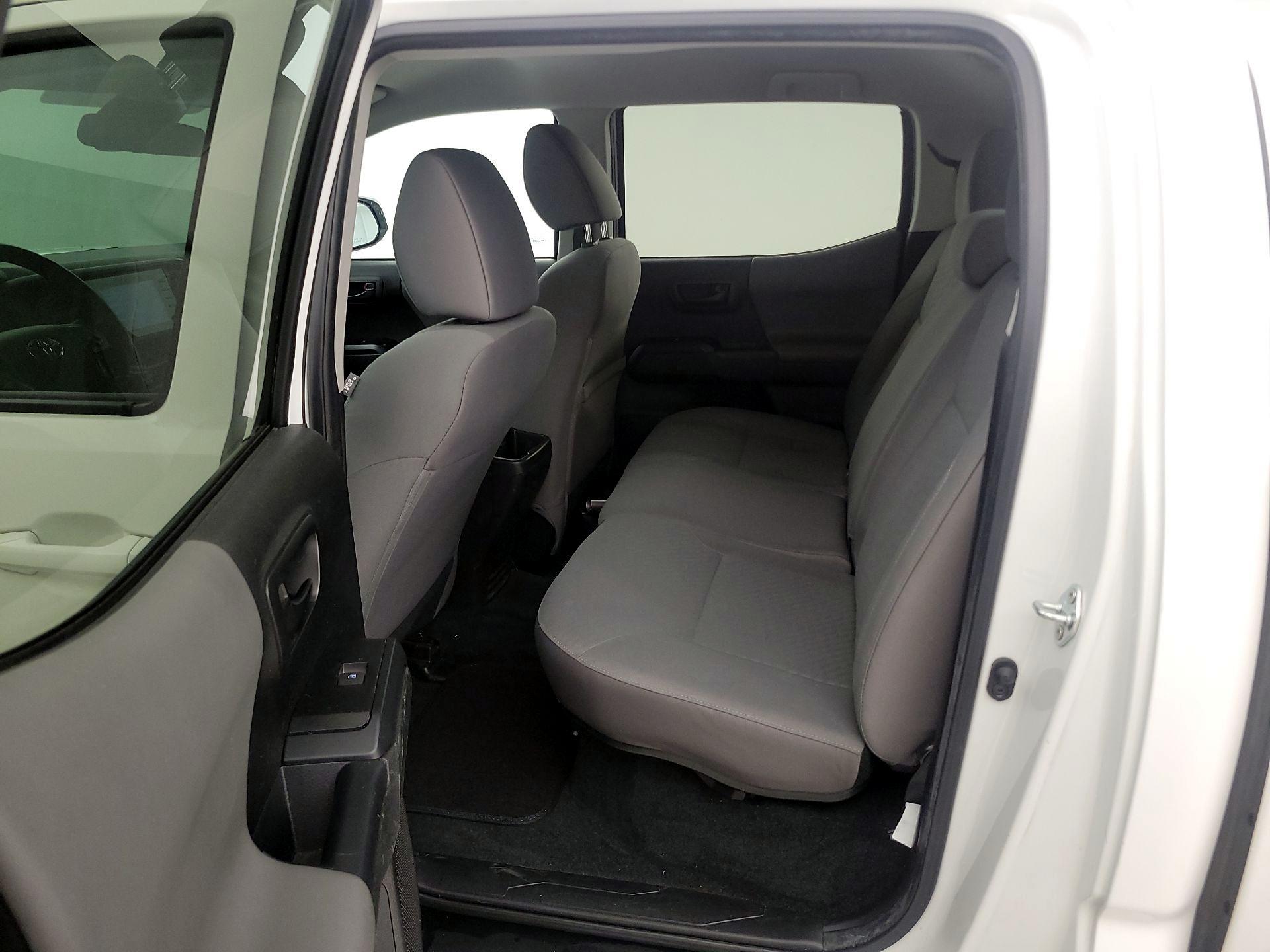 Thumbnail: 2022 Toyota Tacoma - 19