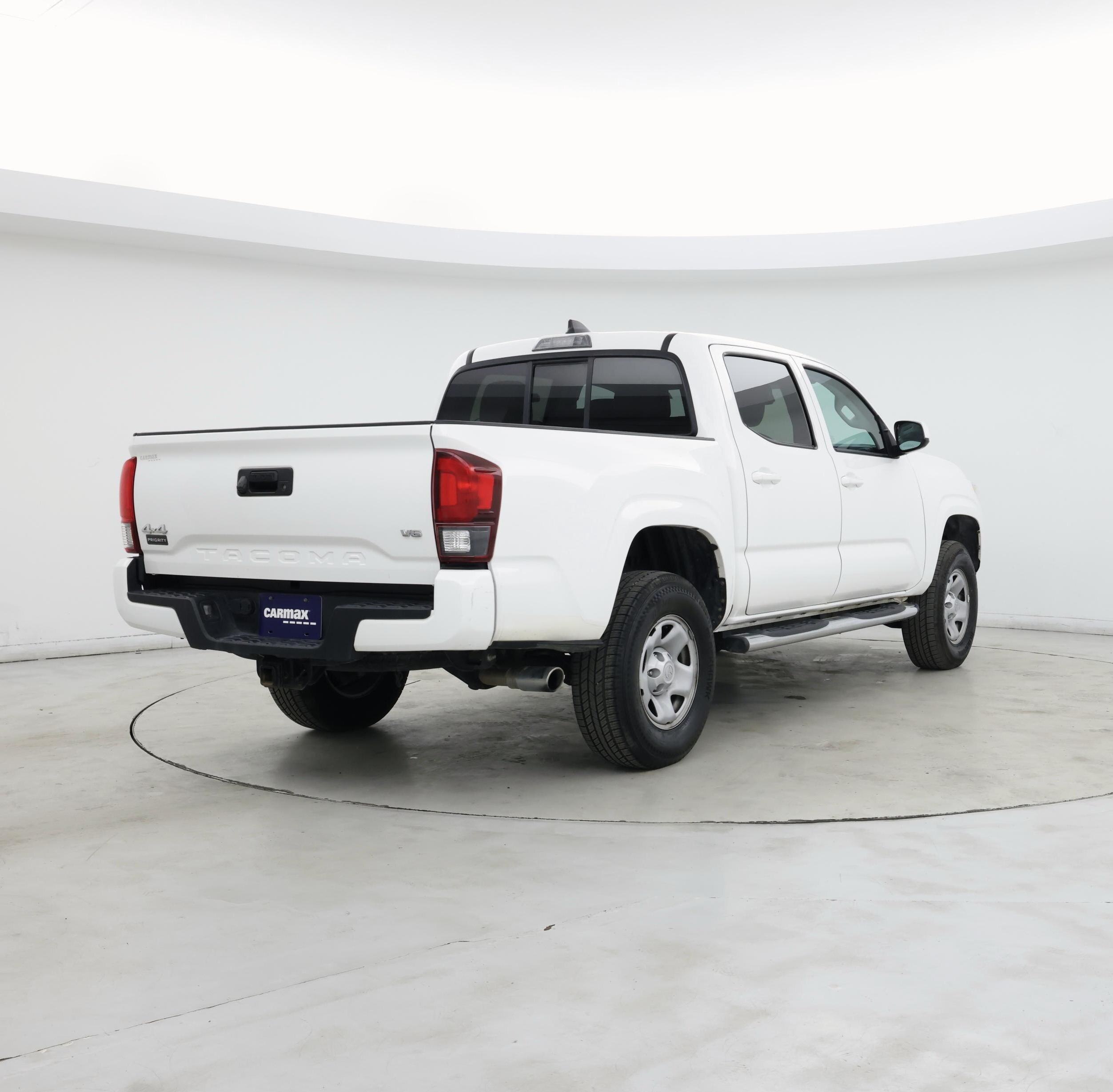 Thumbnail: 2022 Toyota Tacoma - 8