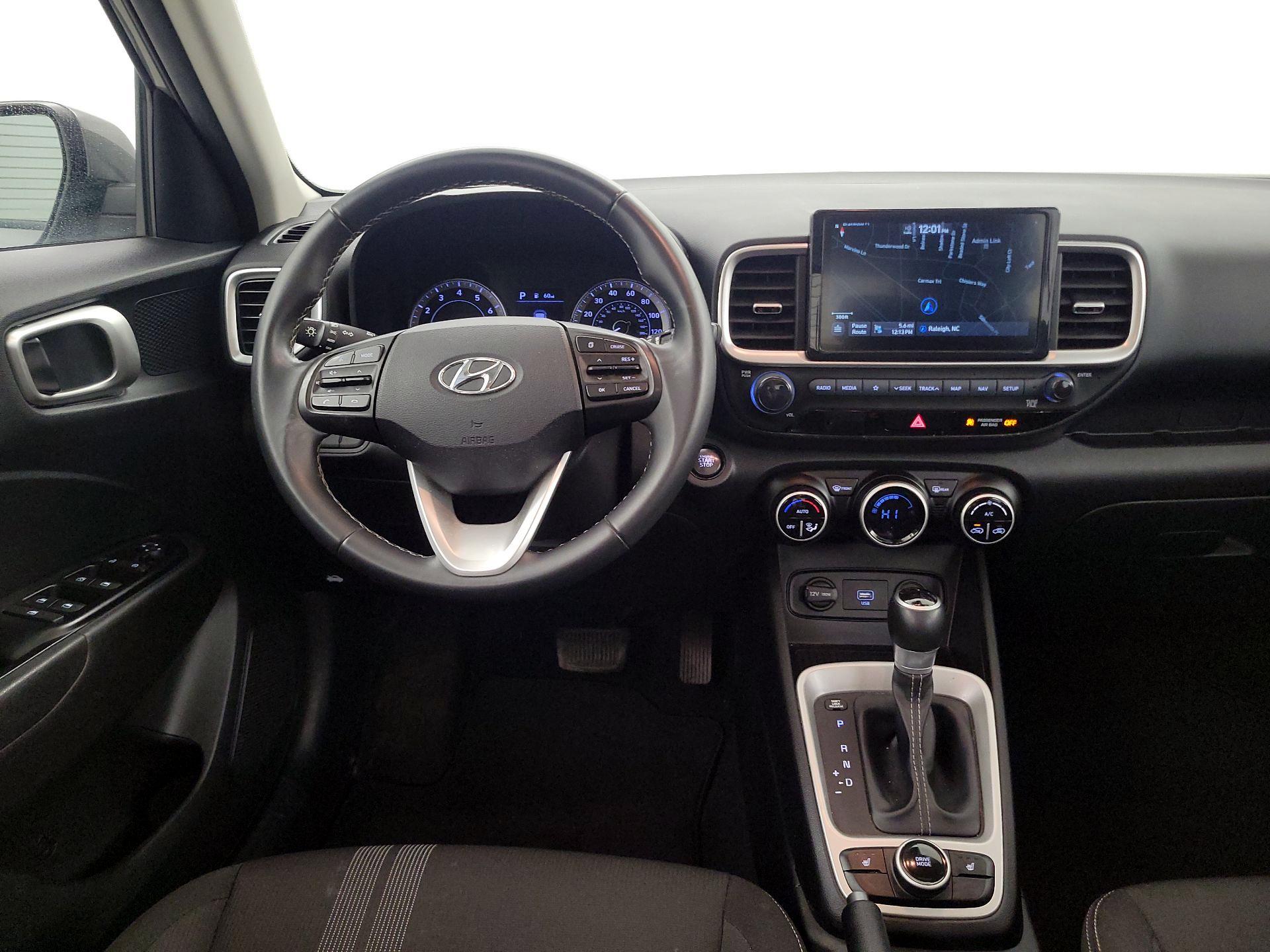 Thumbnail: 2020 Hyundai Venue - 10