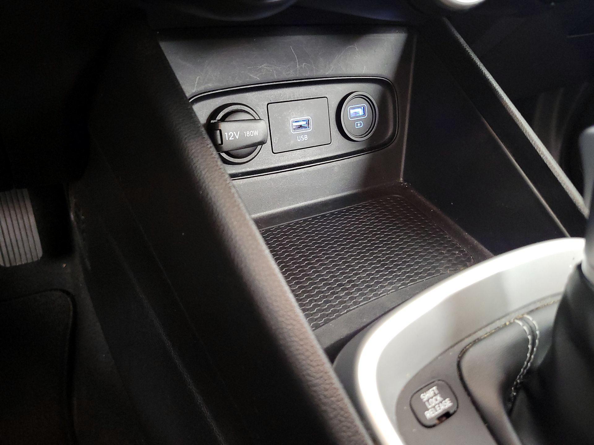 Thumbnail: 2020 Hyundai Venue - 19