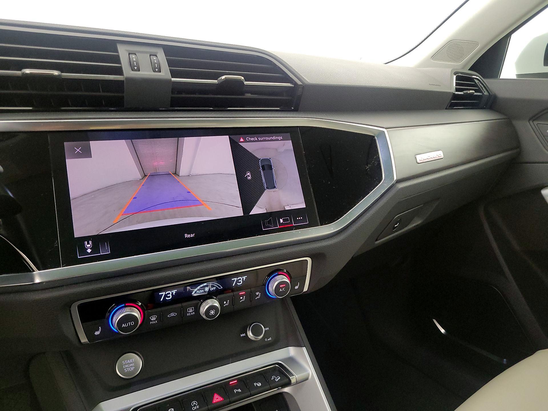 Thumbnail: 2020 Audi Q3 - 15