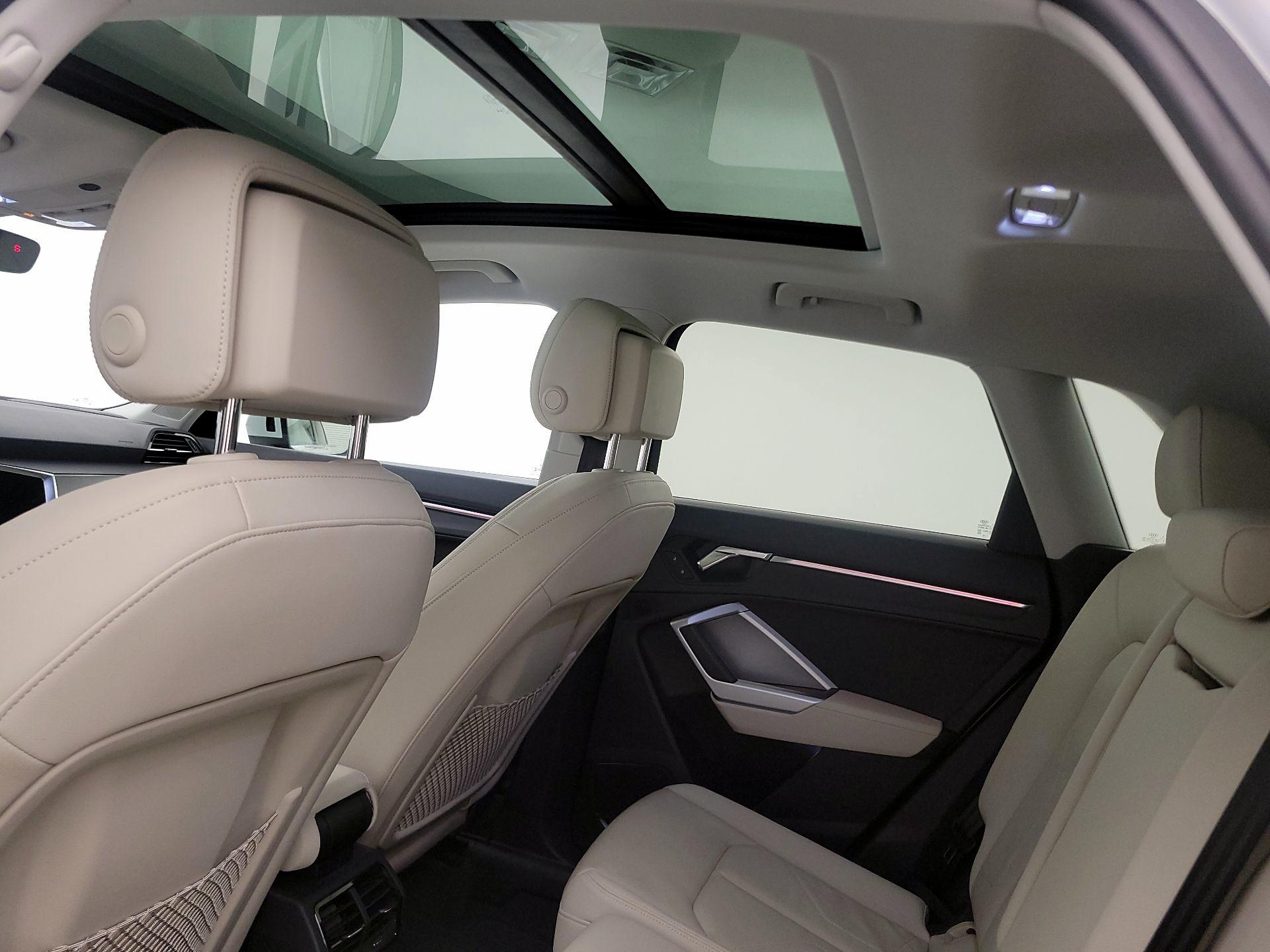 Thumbnail: 2020 Audi Q3 - 20