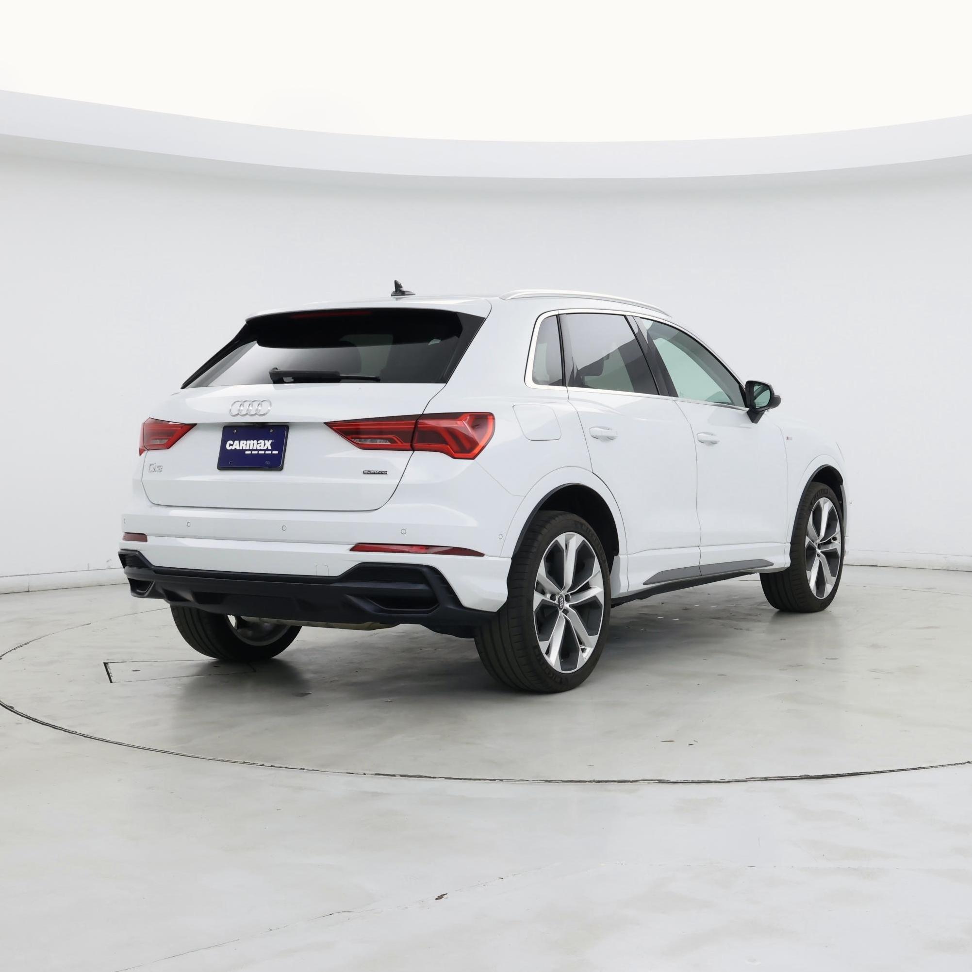 Thumbnail: 2020 Audi Q3 - 8