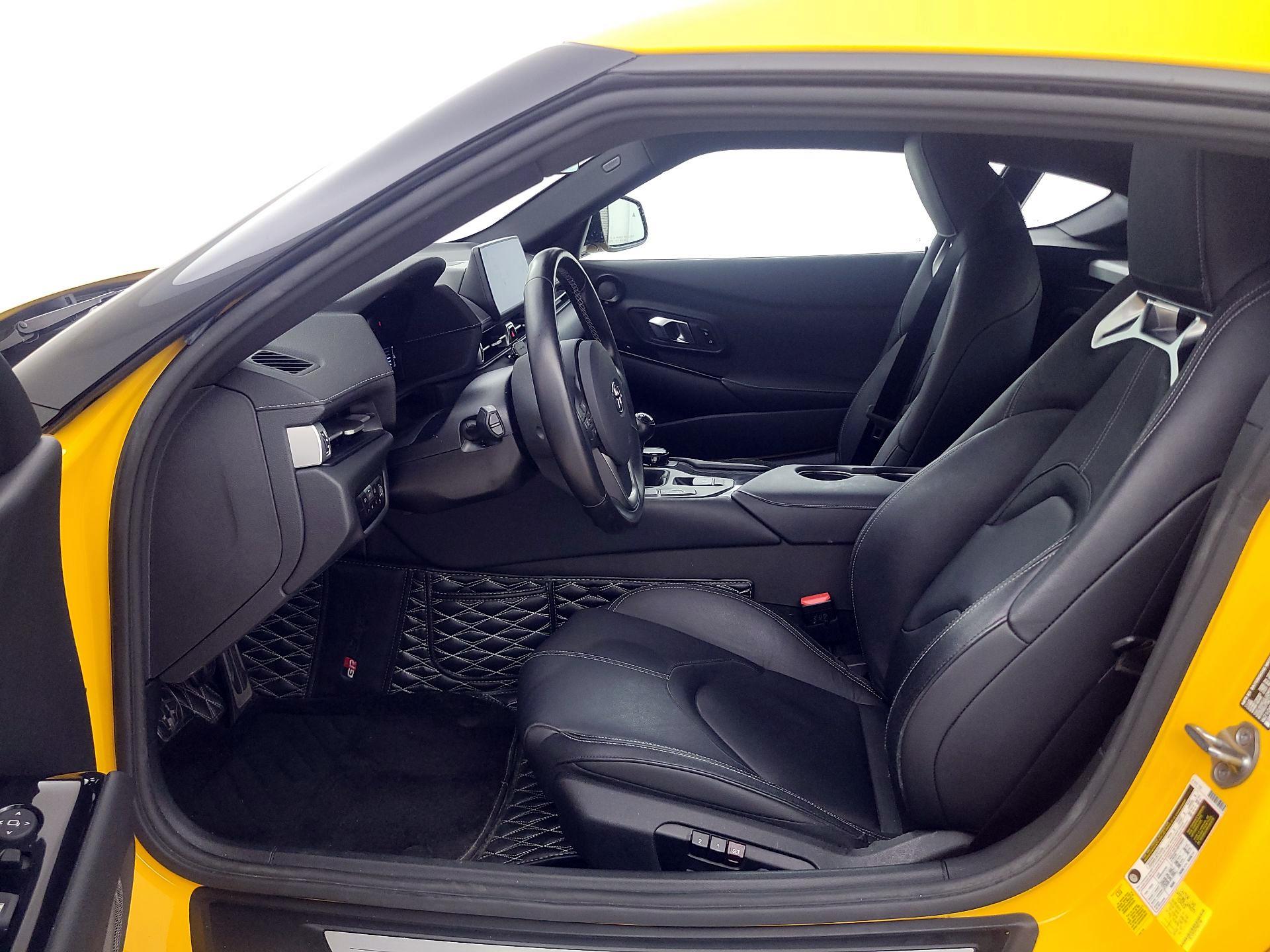 Thumbnail: 2023 Toyota Supra - 11