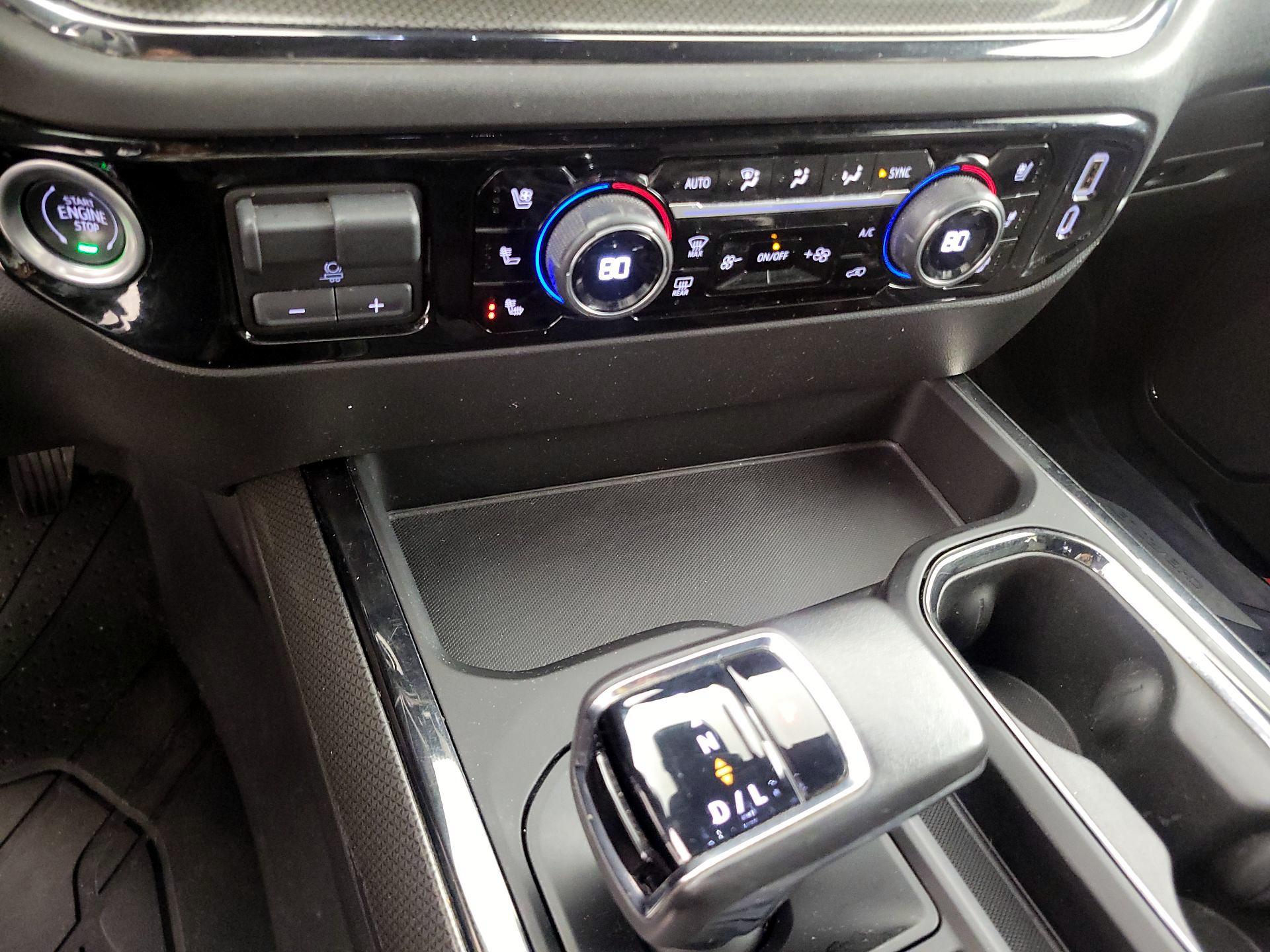 Thumbnail: 2022 Chevrolet Silverado 1500 - 17