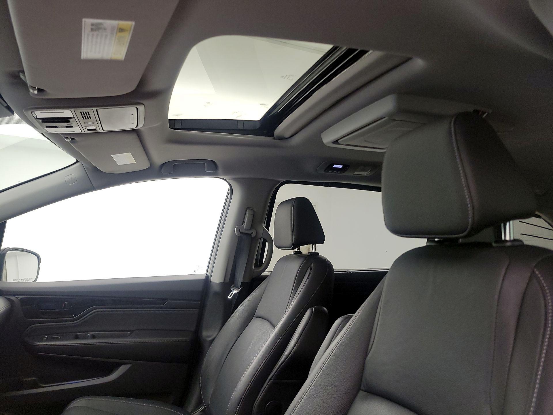 Thumbnail: 2022 Honda Odyssey - 20