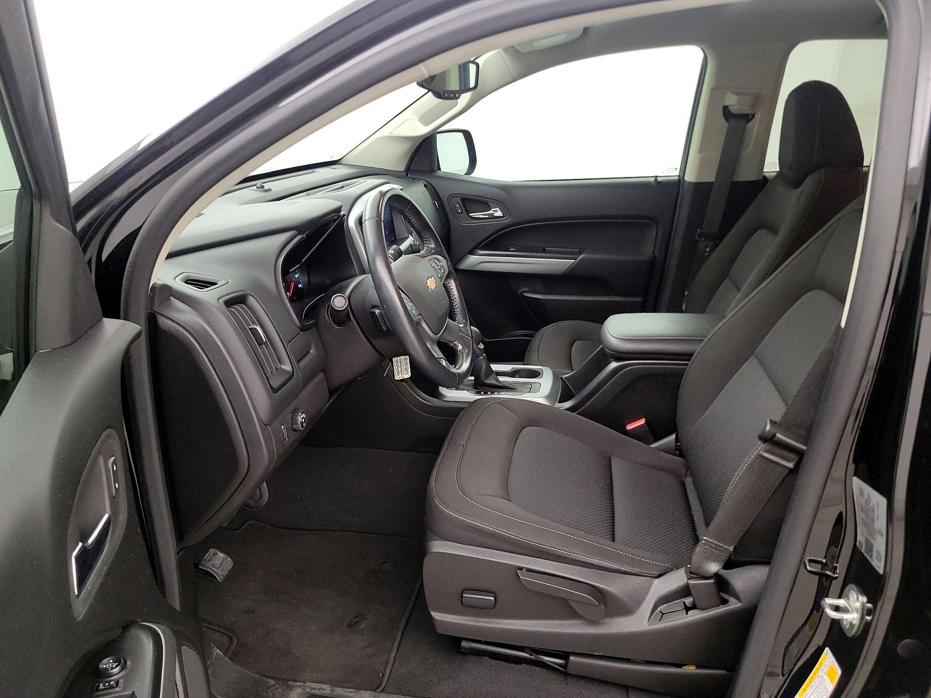 Thumbnail: 2022 Chevrolet Colorado - 11