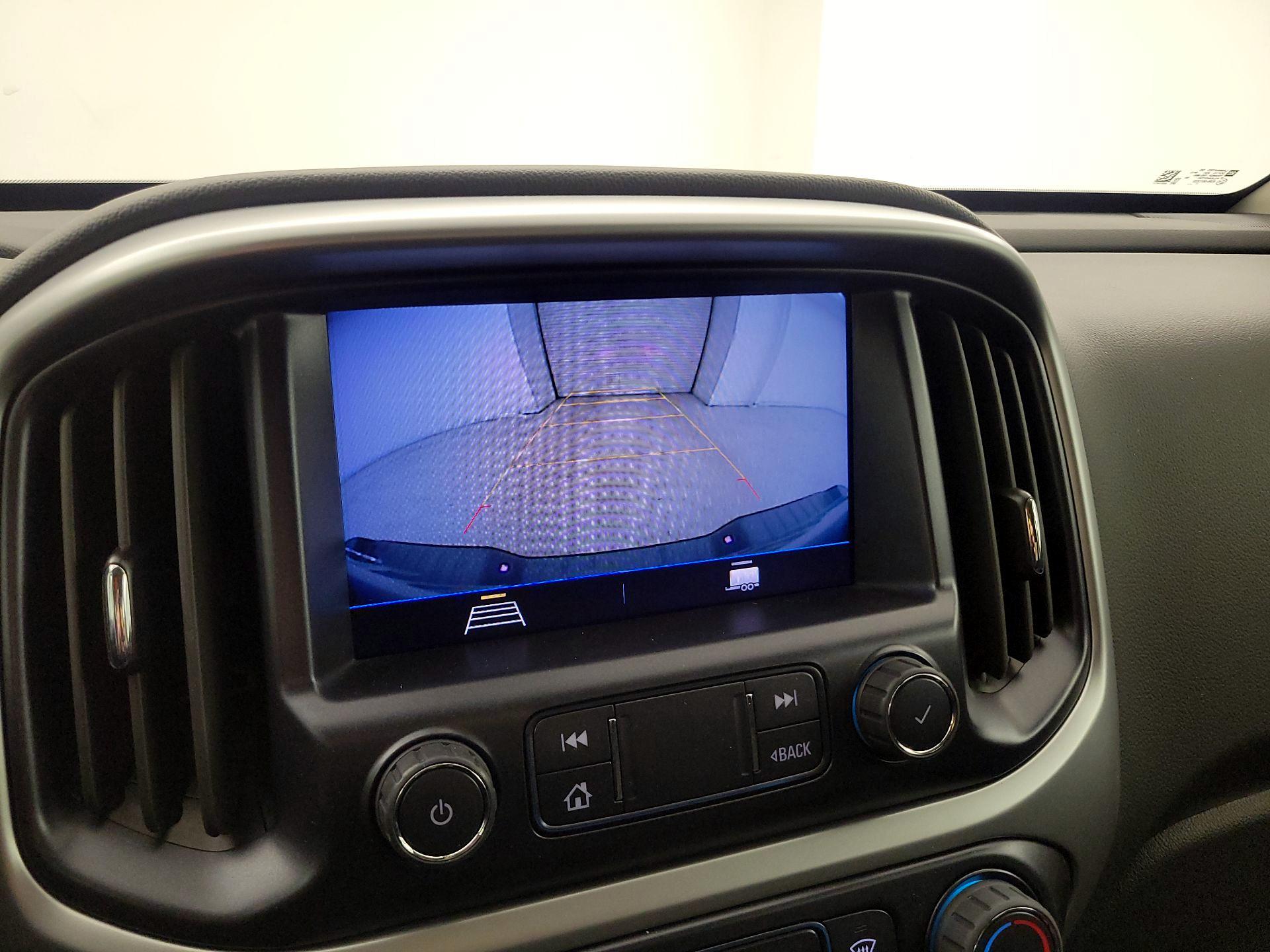 Thumbnail: 2022 Chevrolet Colorado - 14