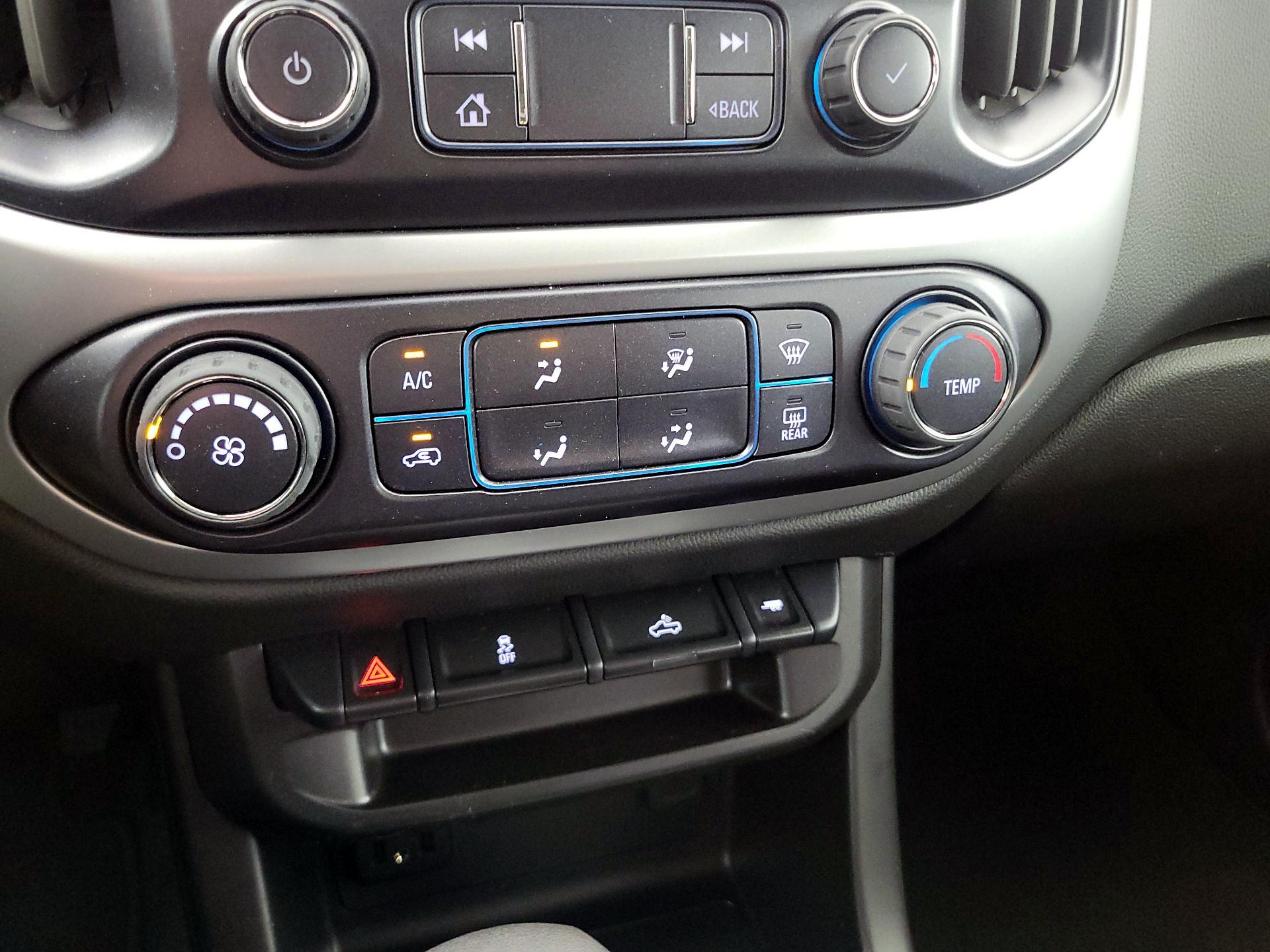 Thumbnail: 2022 Chevrolet Colorado - 16