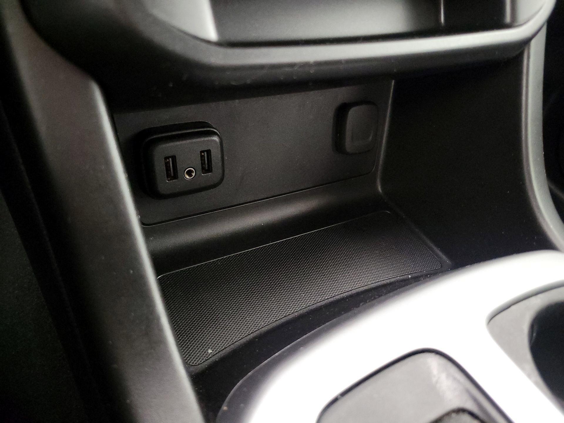 Thumbnail: 2022 Chevrolet Colorado - 18