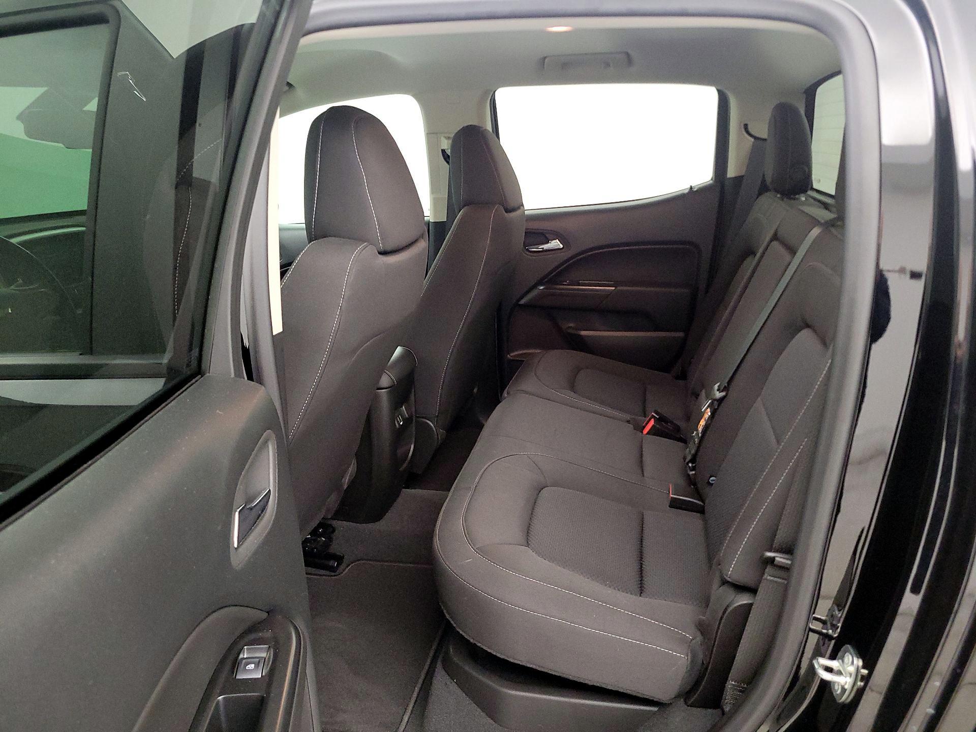 Thumbnail: 2022 Chevrolet Colorado - 19