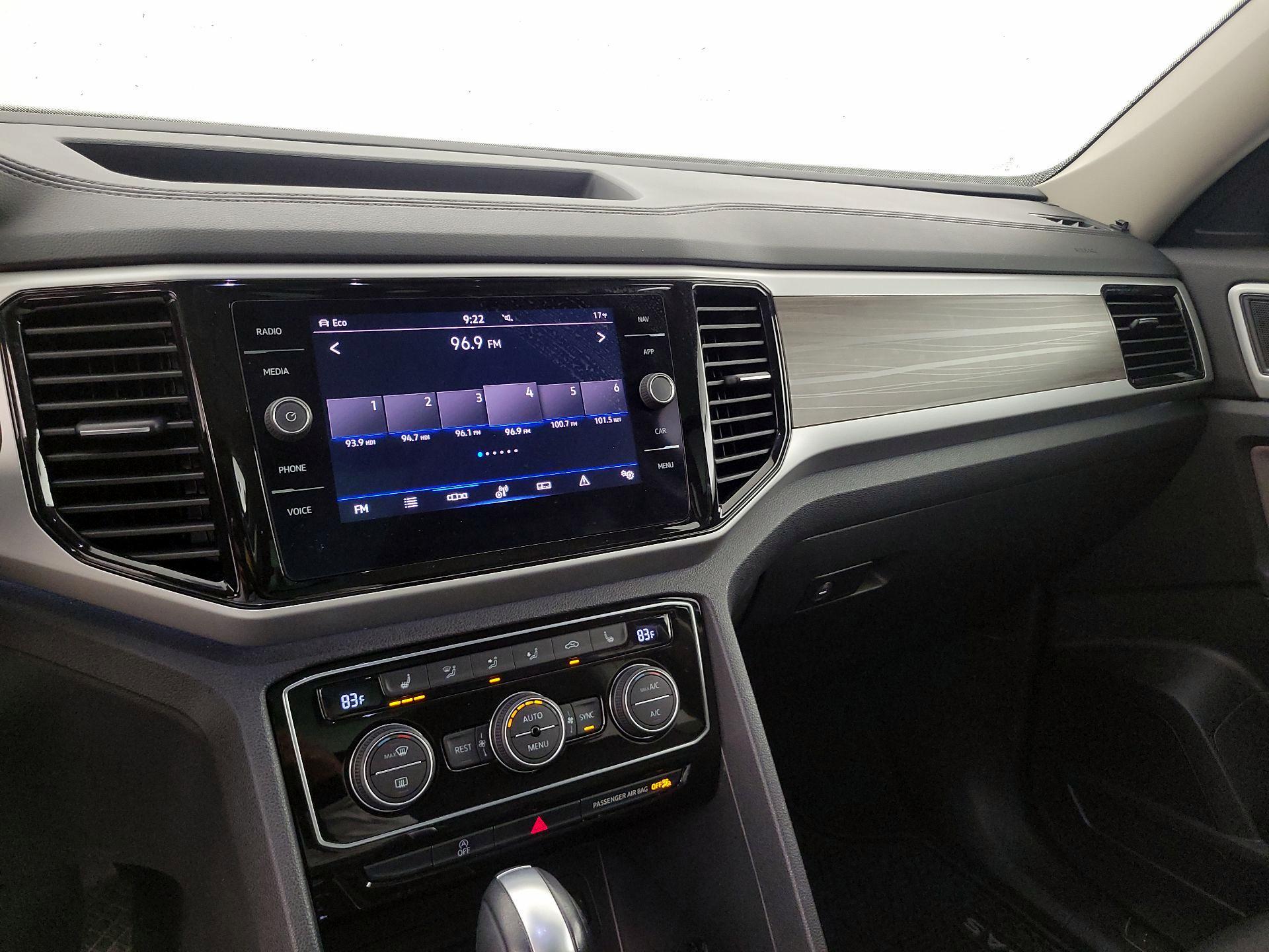 Thumbnail: 2023 Volkswagen Atlas - 16